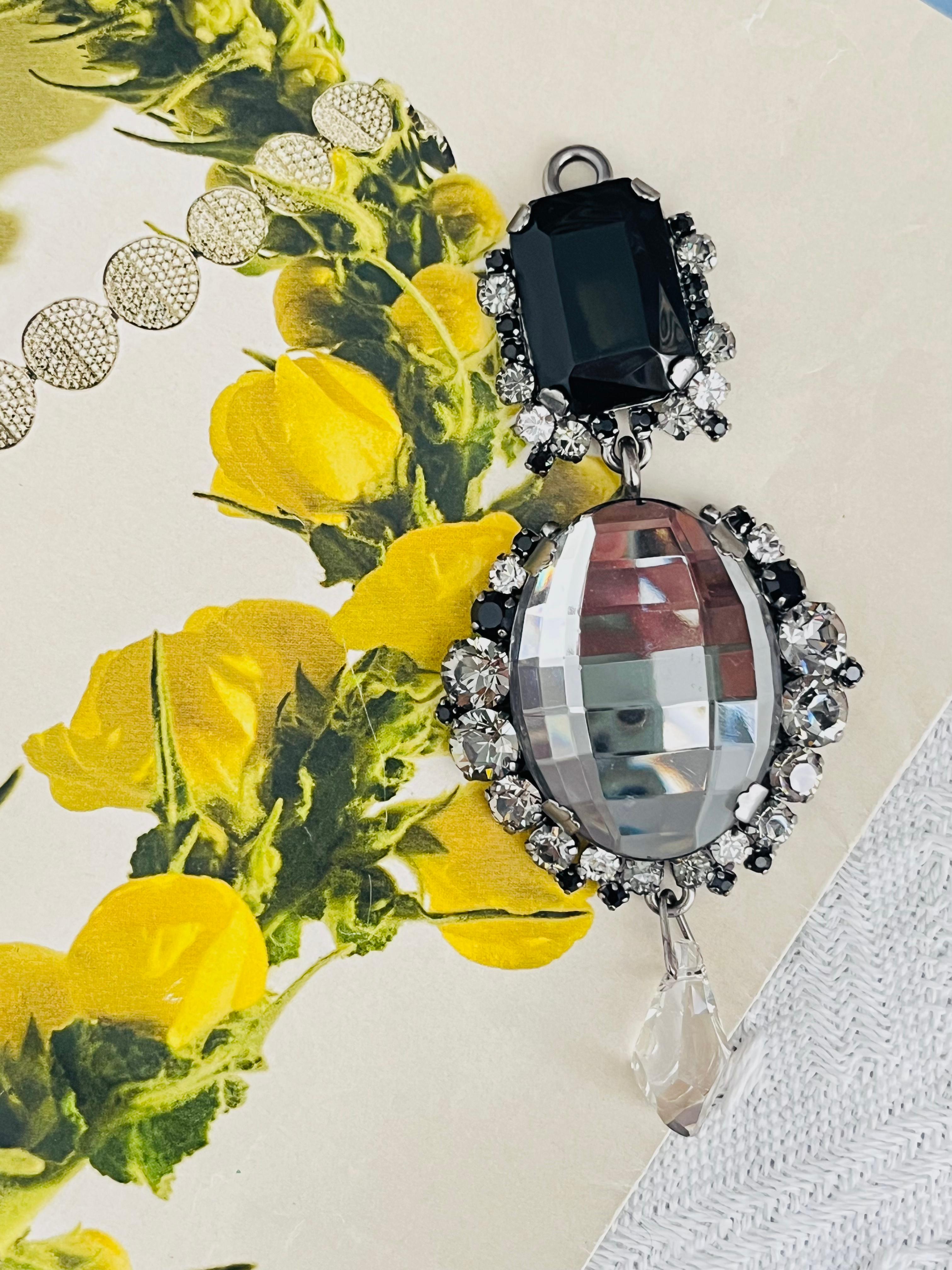 Women's or Men's CHRISTIAN DIOR by John Galliano 2007 Large Grey Oval Black Crystal Drop Pendant For Sale