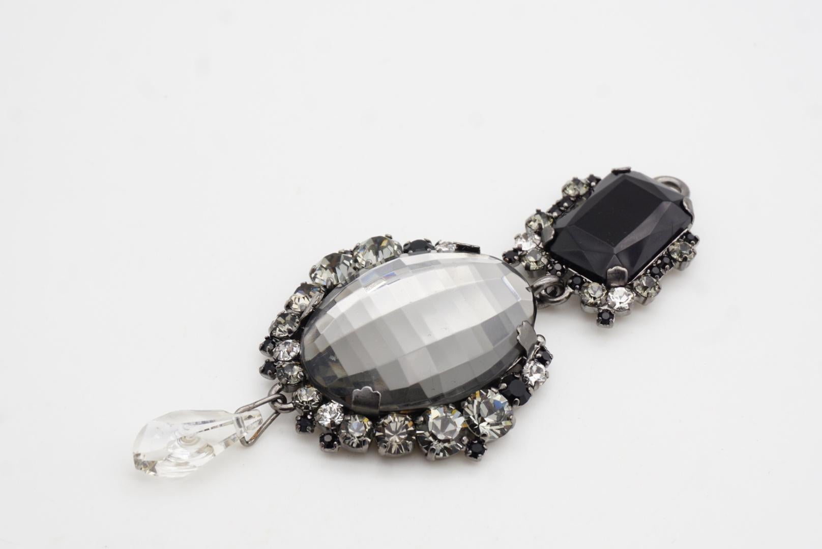 CHRISTIAN DIOR by John Galliano 2007 Large Grey Oval Black Crystal Drop Pendant For Sale 4