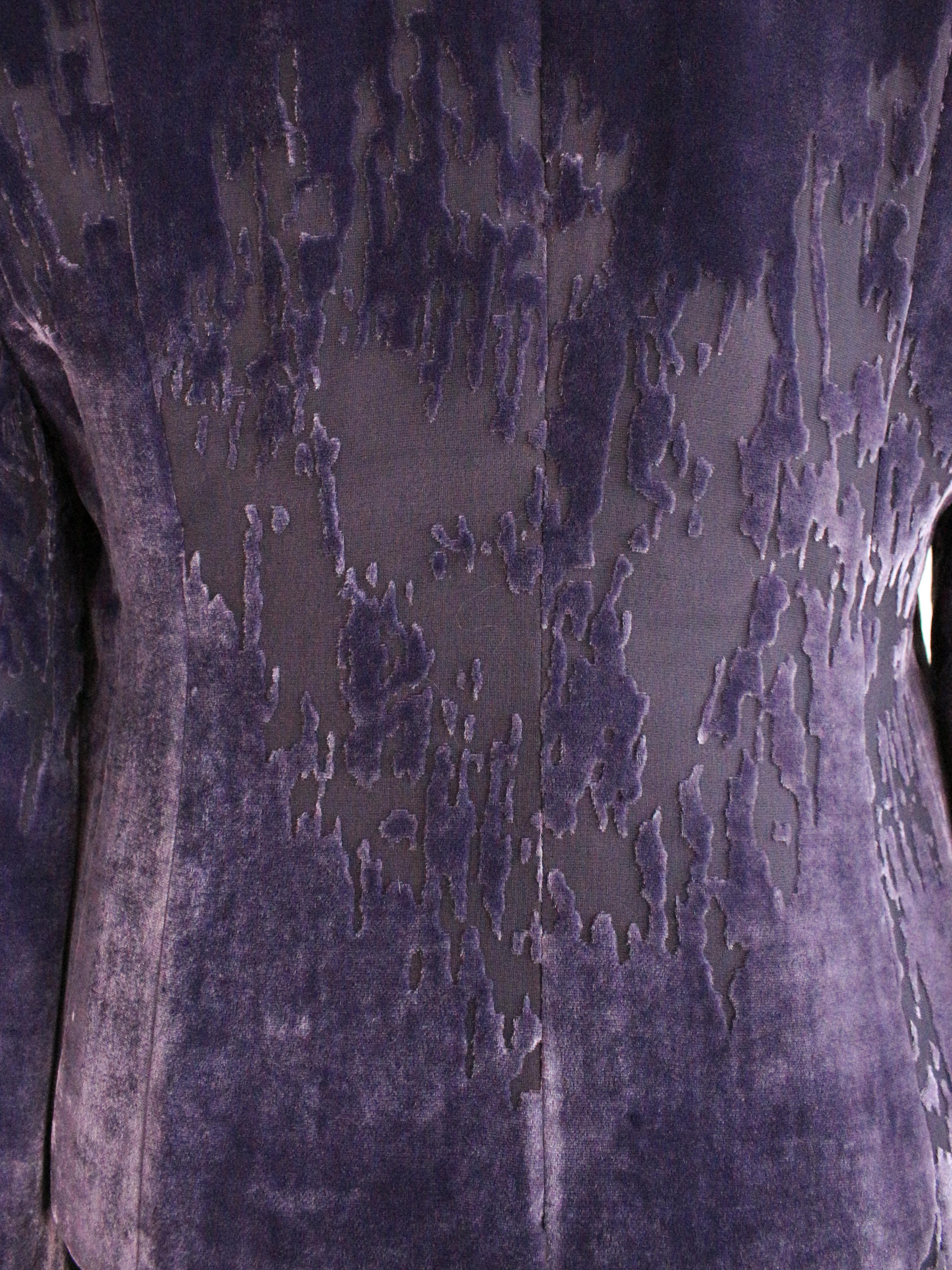 Christian Galliano for Christian Dior A/W05 abito e giacca in velluto viola Devoré in vendita 12