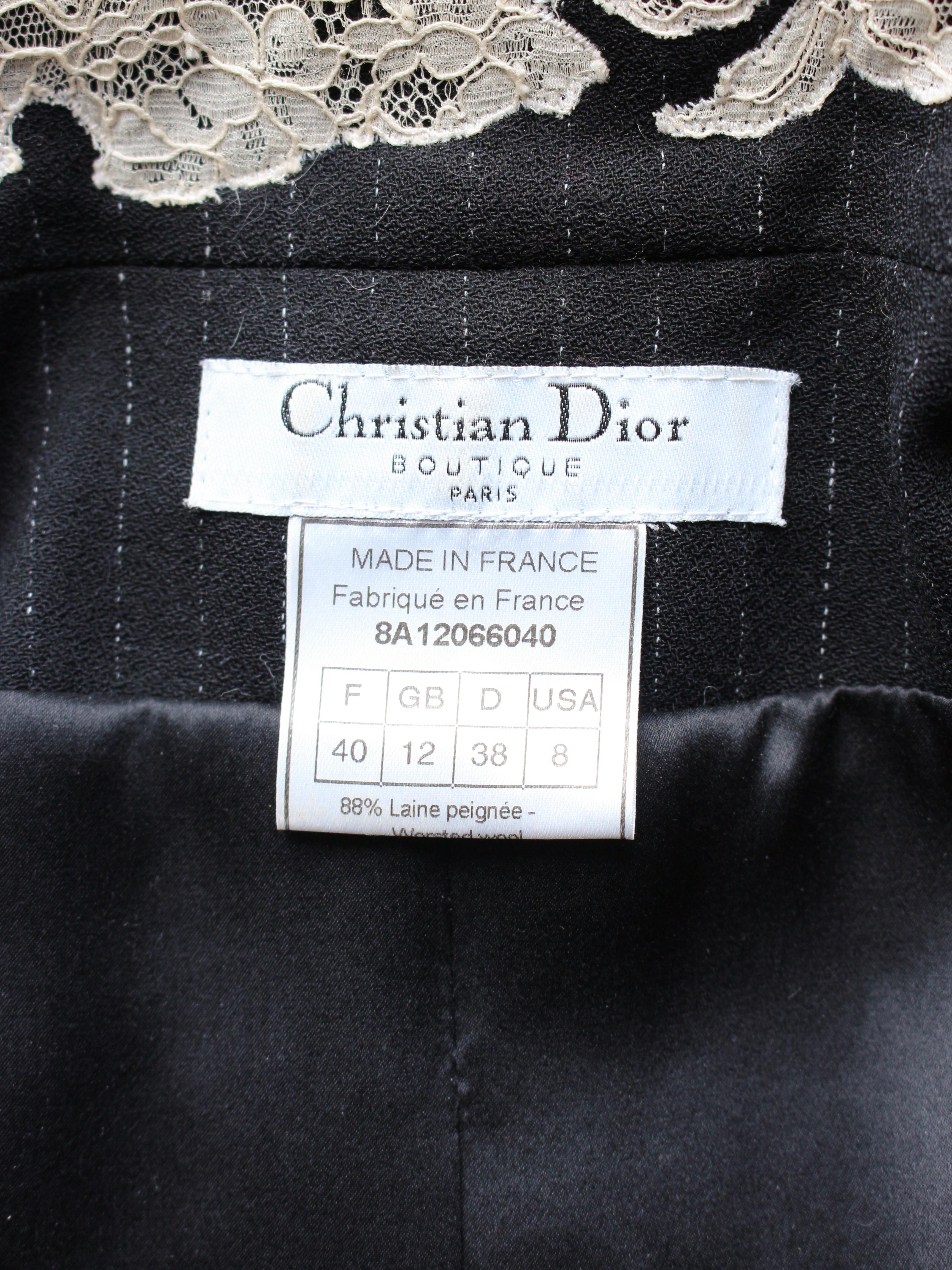 John Galliano for Christian Dior A/W98: abito gessato con cintura e rifiniture in pizzo in vendita 10
