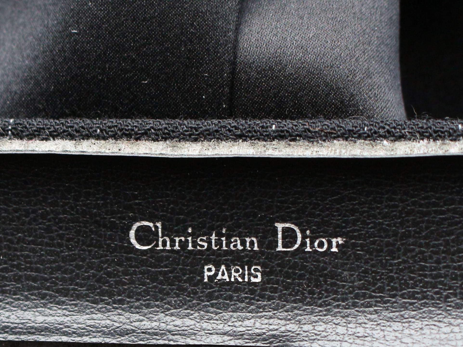 John Galliano for Christian Dior A/W98: abito gessato con cintura e rifiniture in pizzo in vendita 12