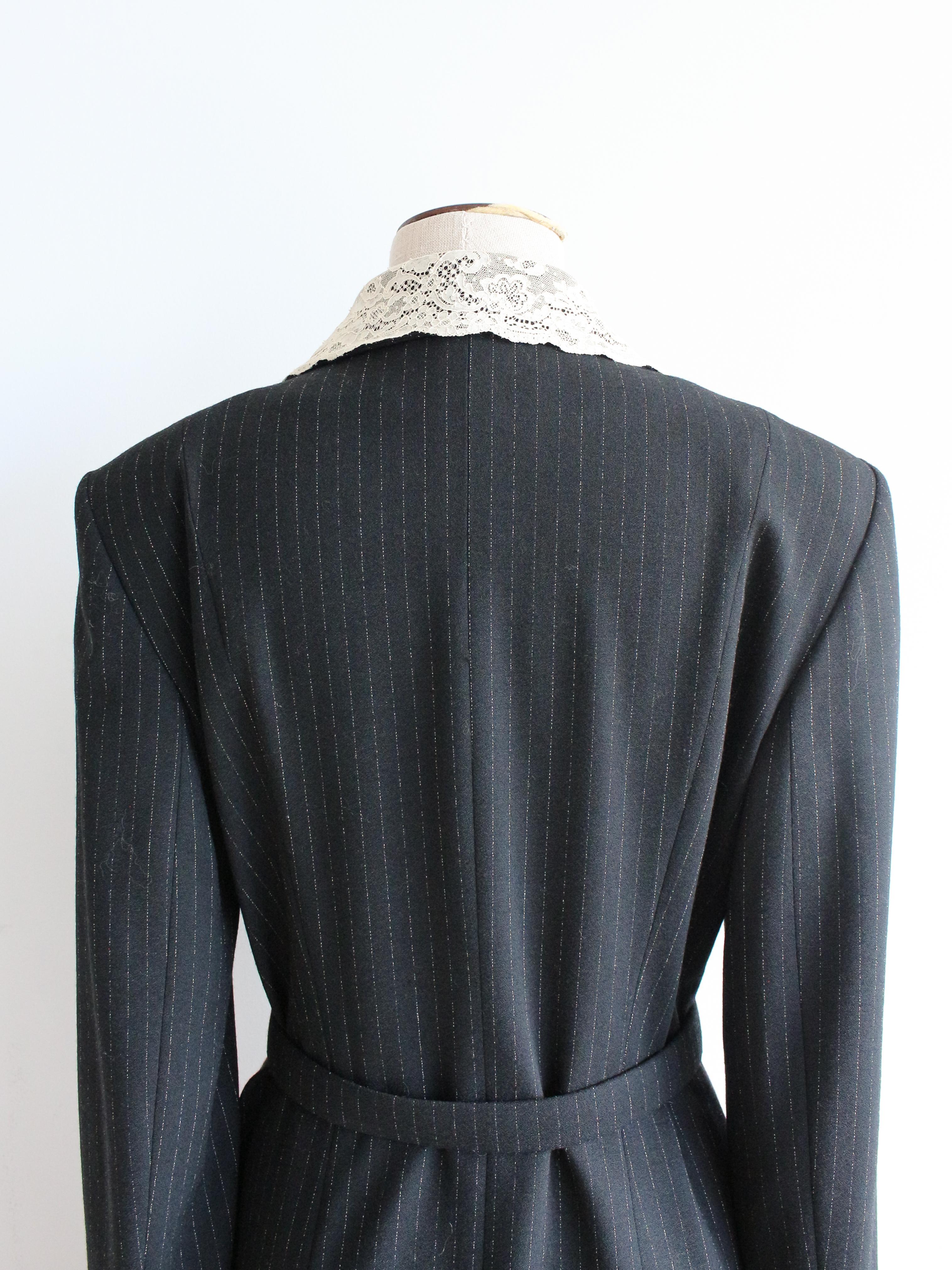 John Galliano for Christian Dior A/W98: abito gessato con cintura e rifiniture in pizzo in vendita 4
