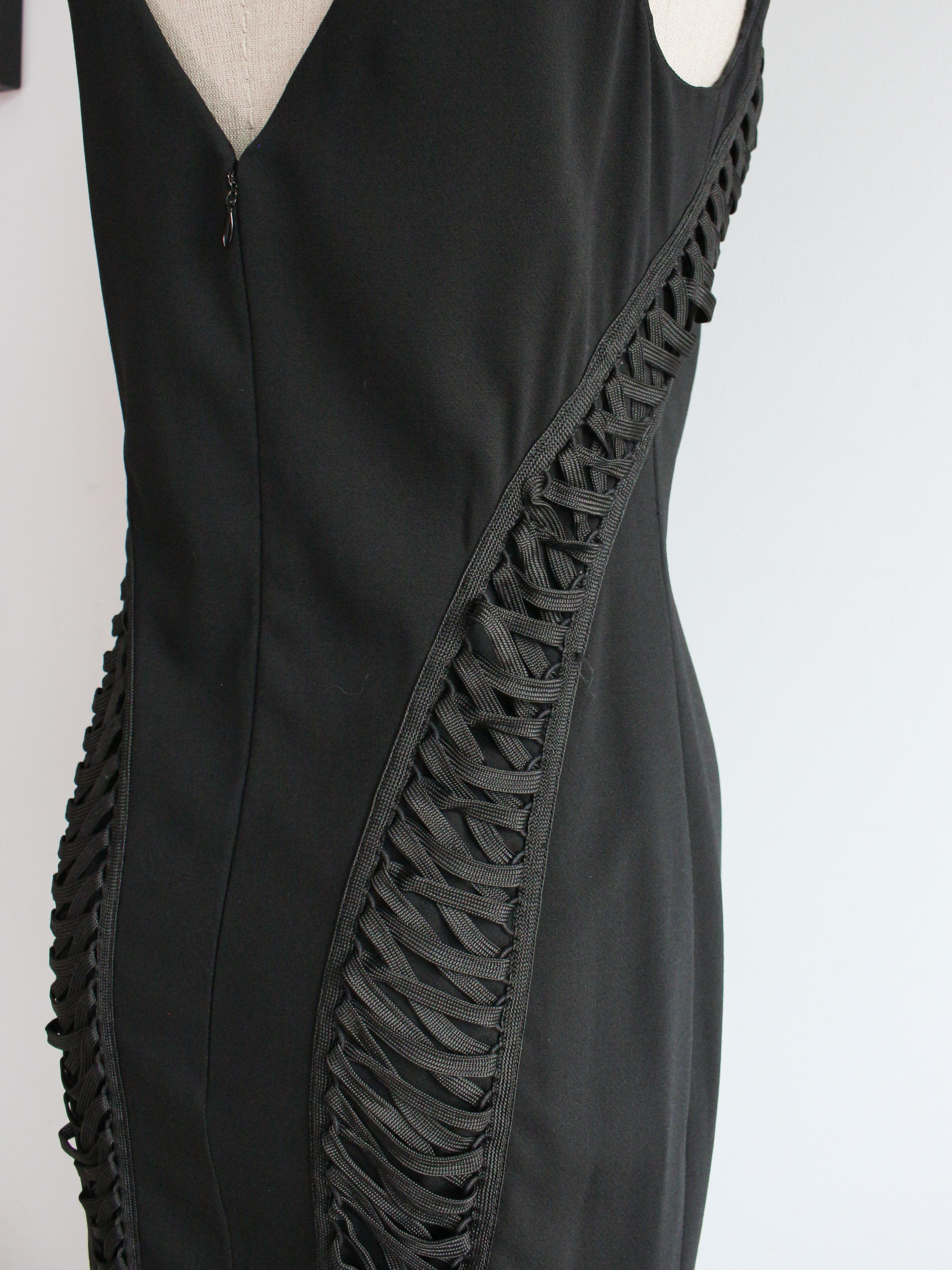 Christian Dior by John Galliano Otoño/Invierno 2002 Vestido tubo con cordones de lana negra en venta 2