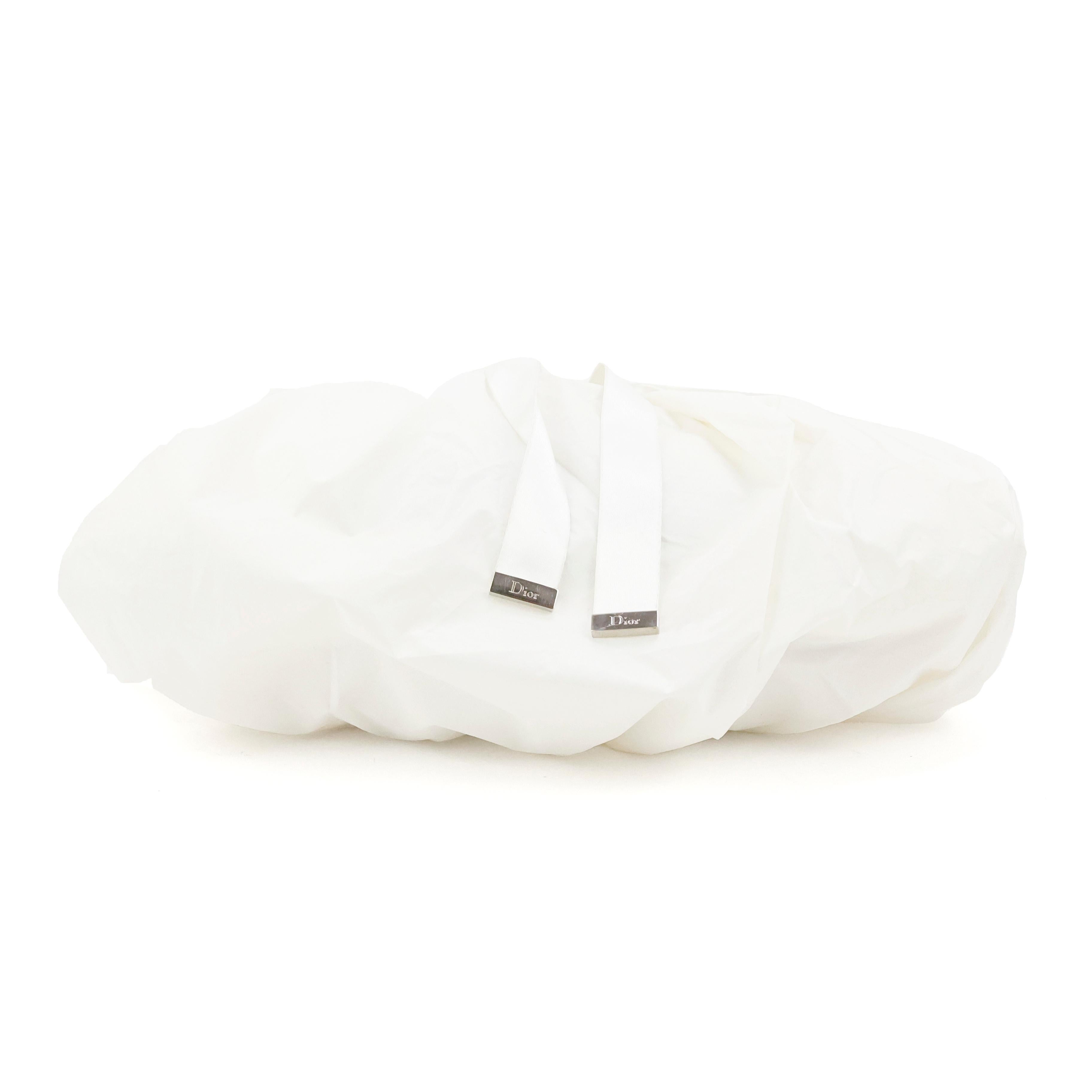 Christian Dior by John Galliano ballet / corset bag in White Leather In Excellent Condition In Bressanone, Trentino-Alto Adige