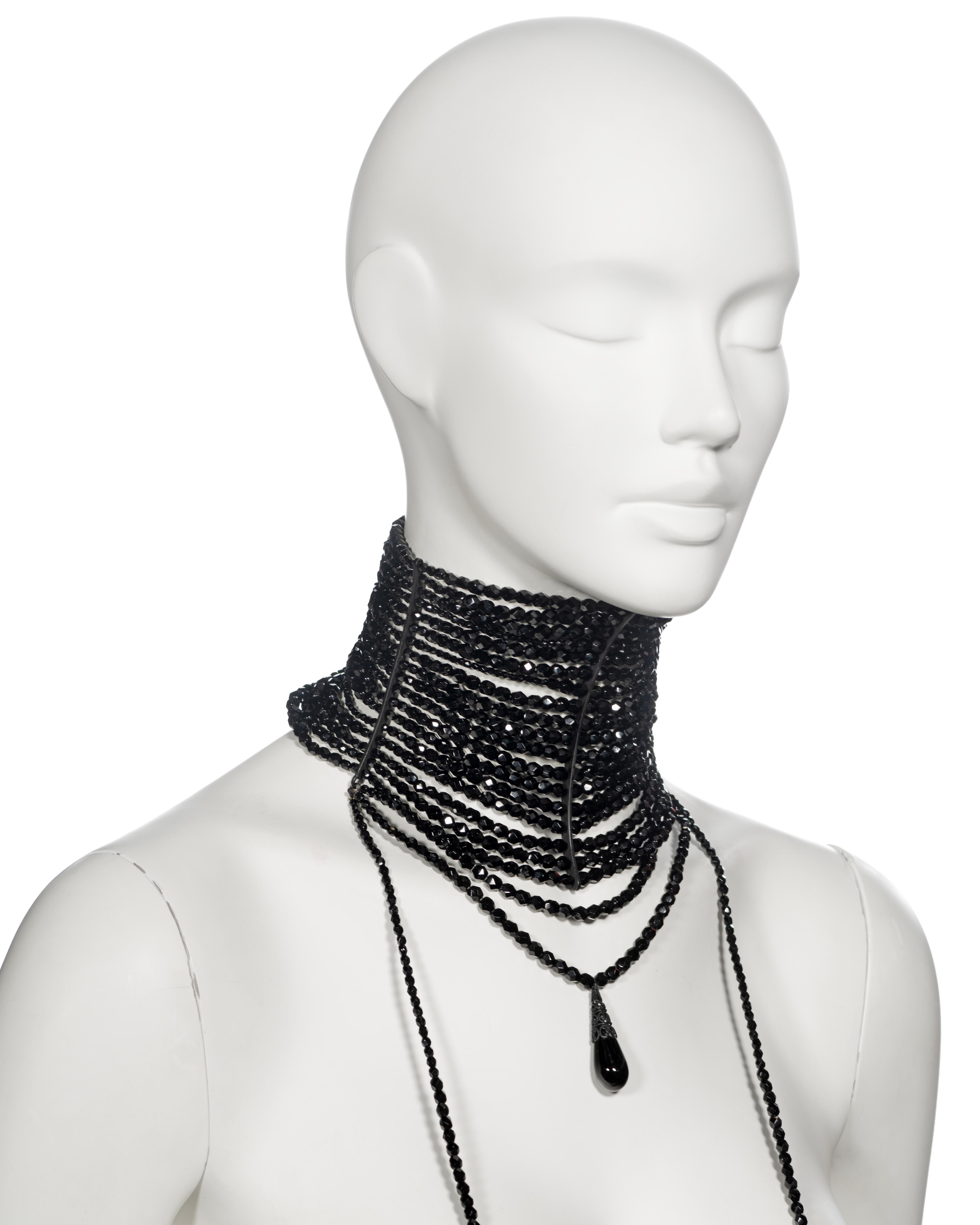 Collier ras de cou Masai en perles noires Christian Dior by John Galliano, ss 1999 en vente 6