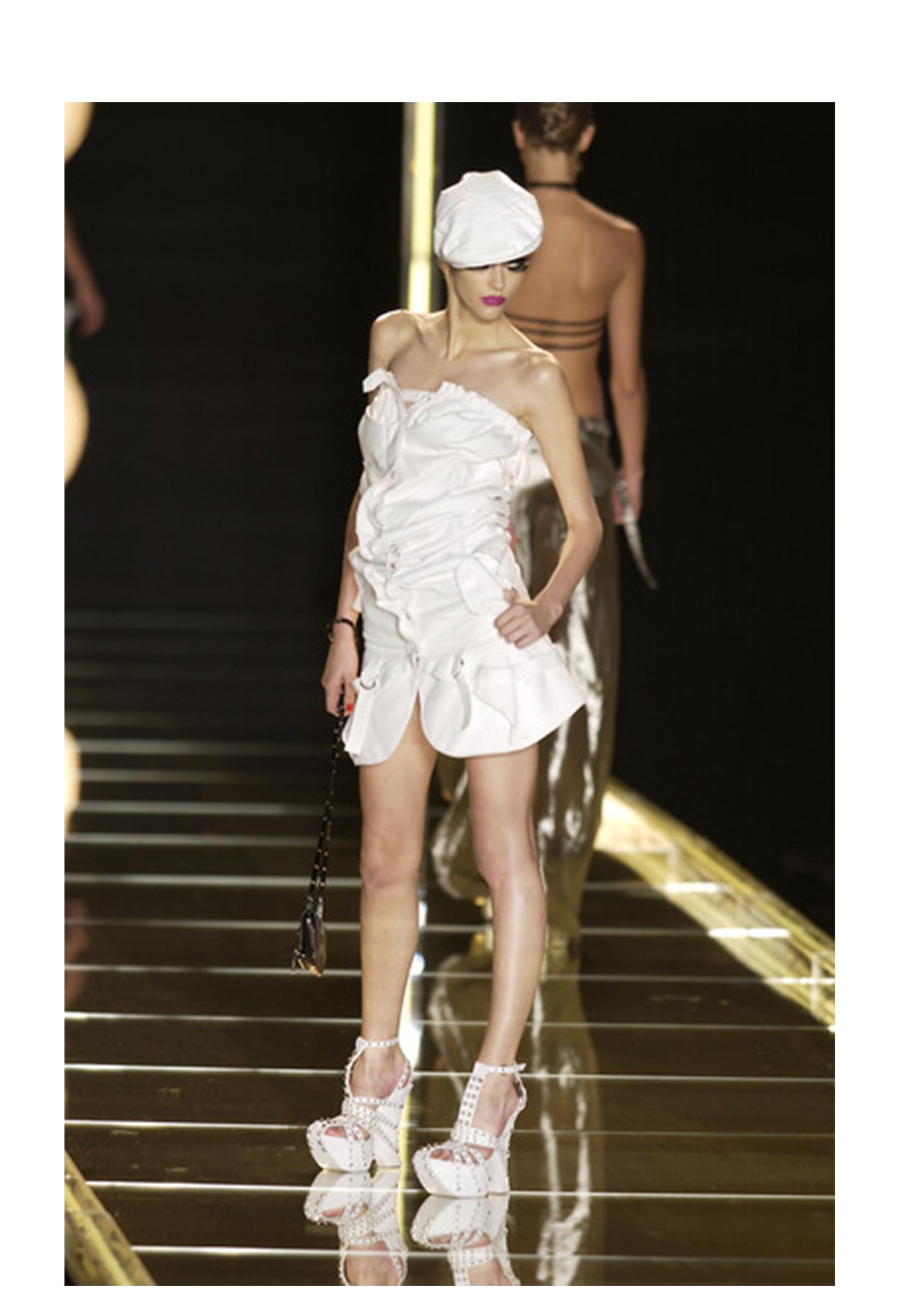 Christian Dior by John Galliano Schwarzes Cargo-Kleid aus Baumwolle 2003 im Zustand „Hervorragend“ im Angebot in Los Angeles, CA