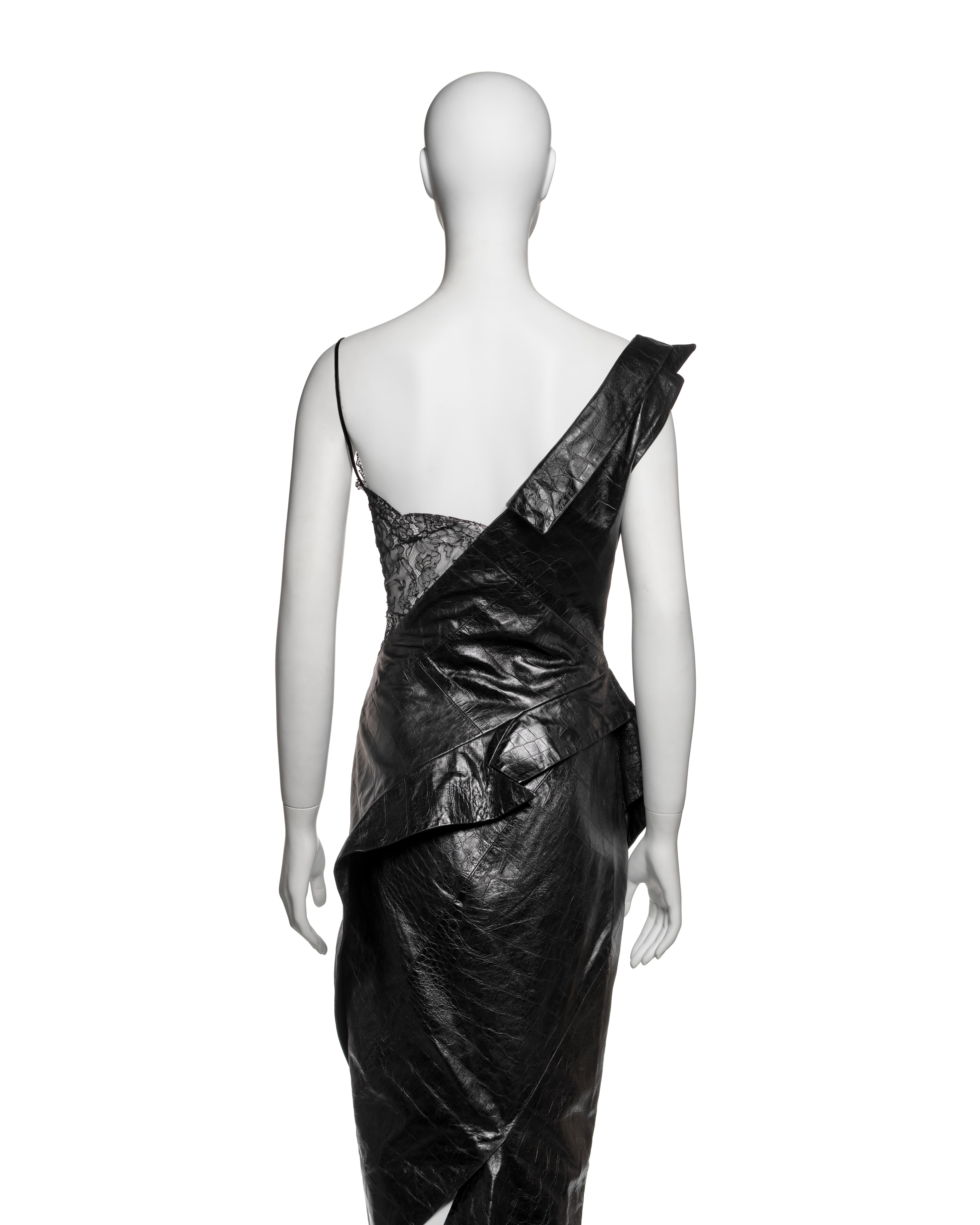 Christian Dior by John Galliano Vestido de noche de cuero negro y encaje, FW 2000 6