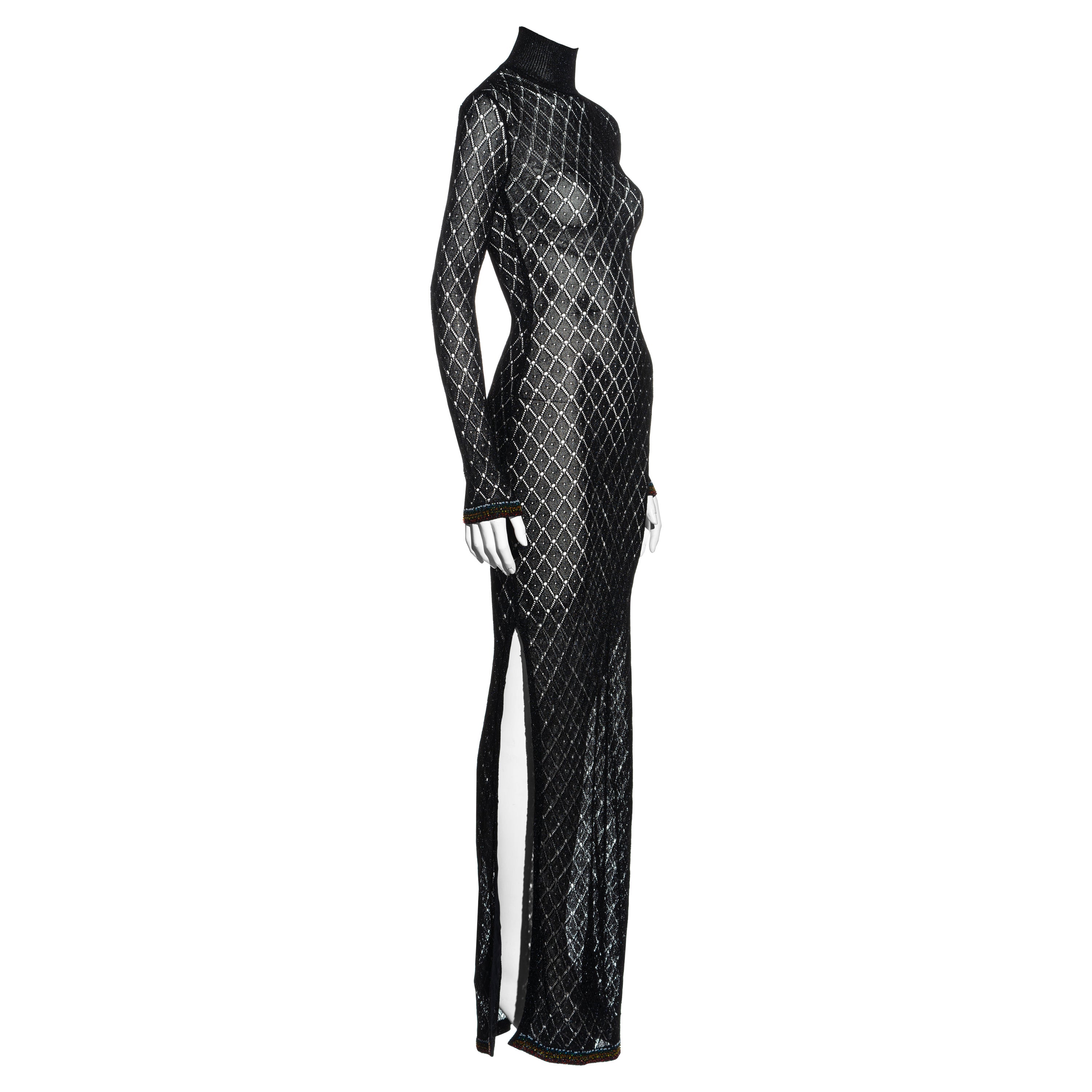 Christian Dior by John Galliano Schwarzes Maxikleid aus offenem Strick mit Perlen:: fw 2001