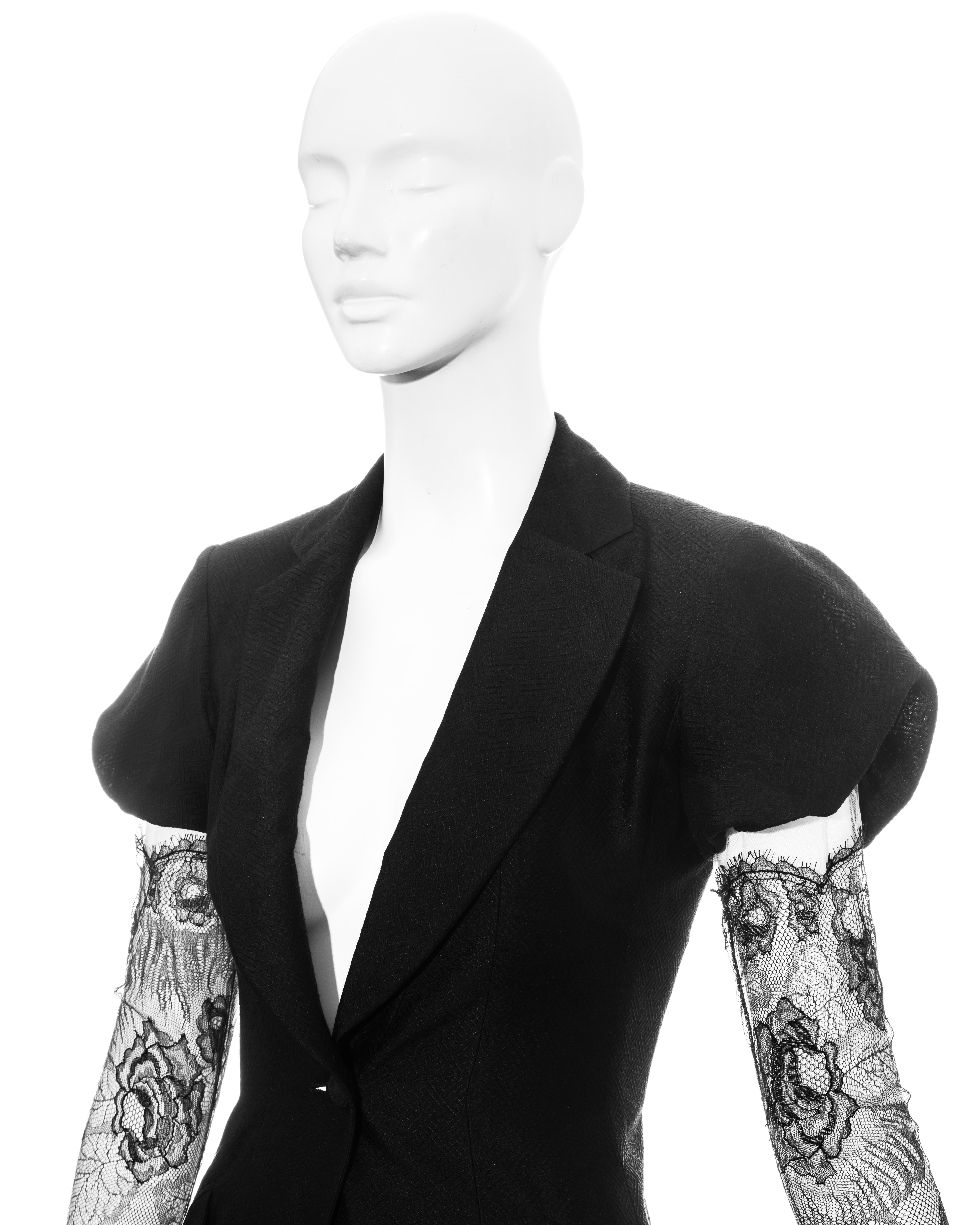 Donna John Galliano for Christian Dior, abito con gonna da sera in seta nera e pizzo, ss 1999