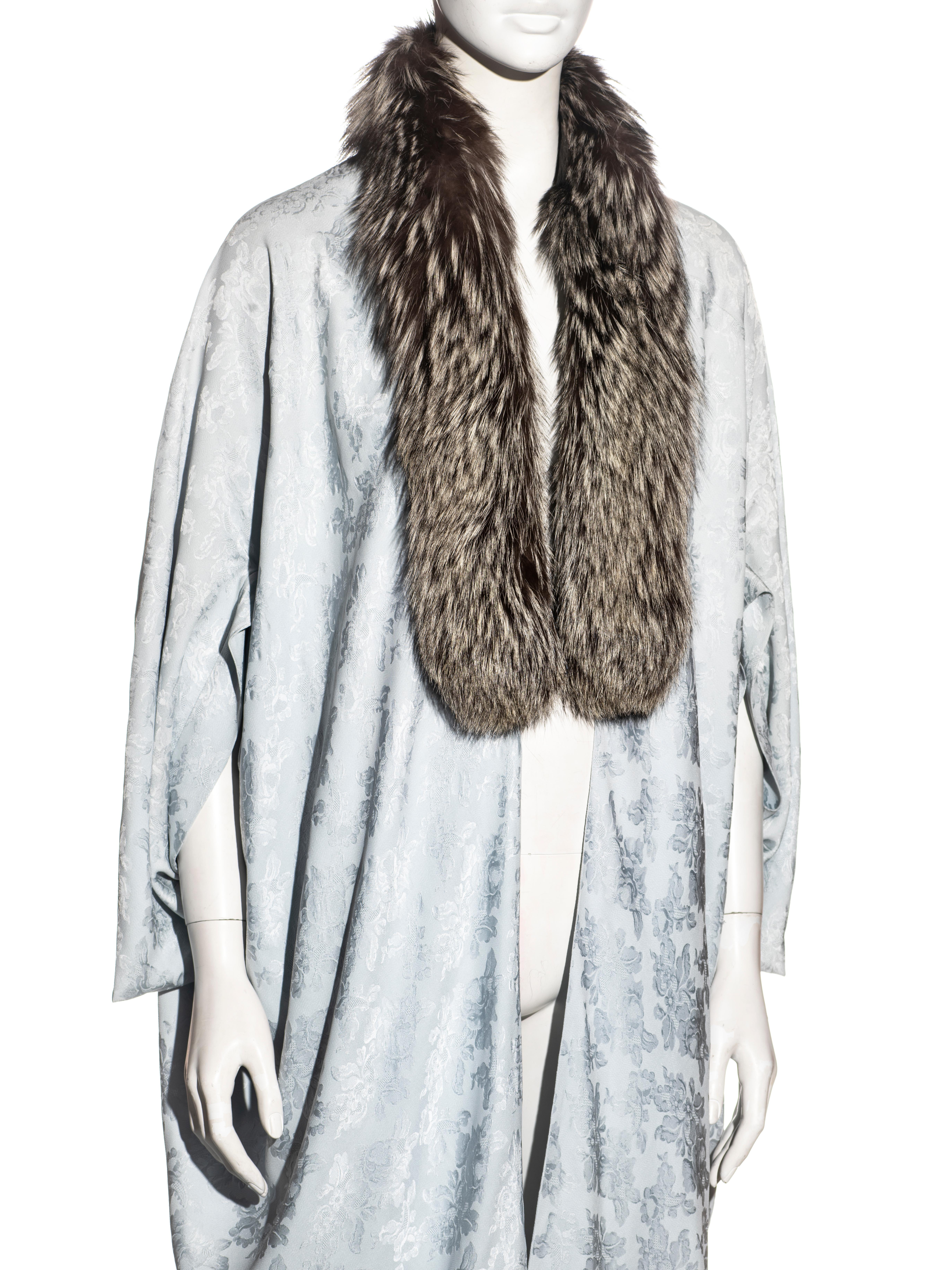 Christian Dior by John Galliano blue cashmere wool and fox fur coat, fw 1998 In Excellent Condition In London, GB