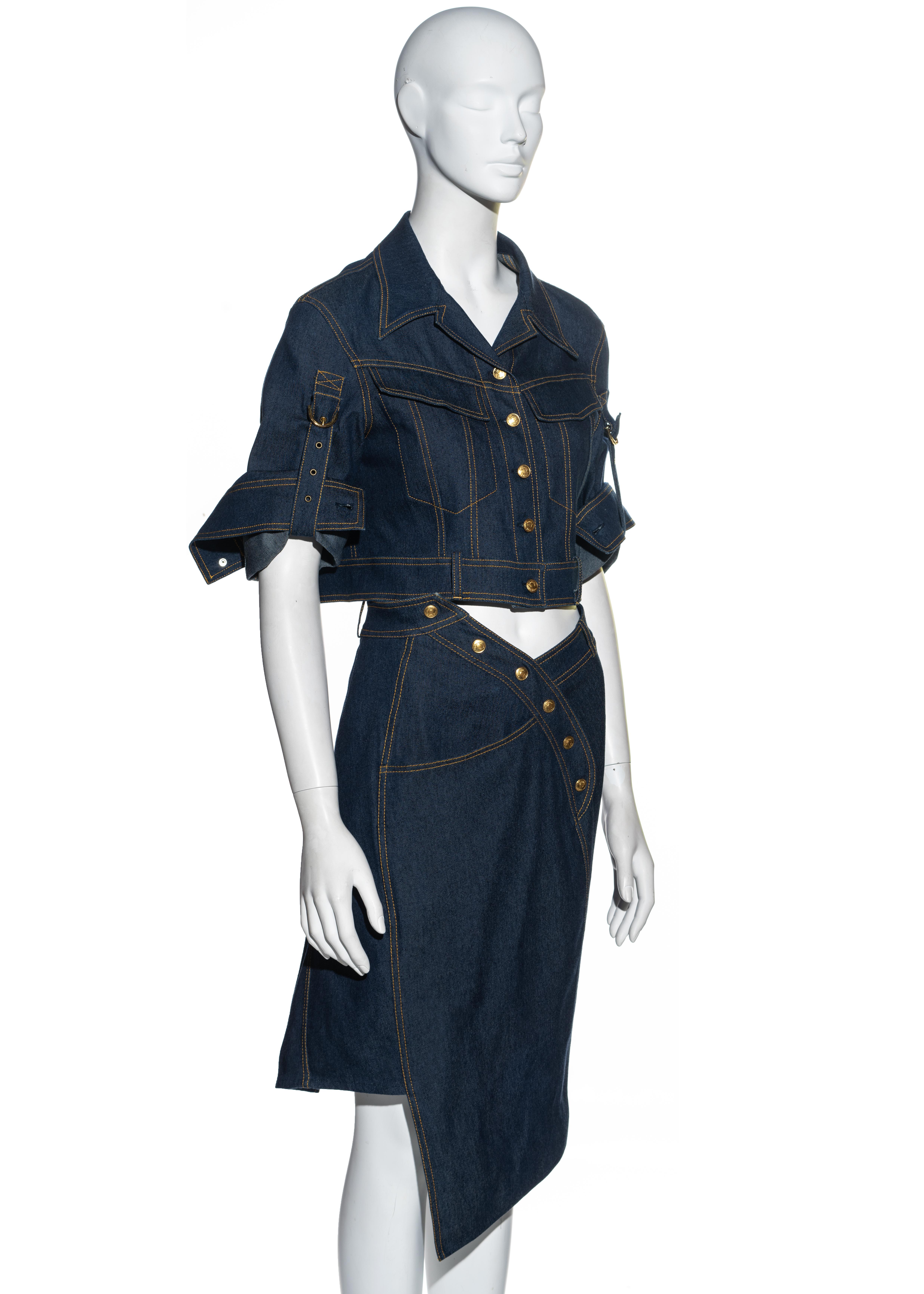 Noir Christian Dior by John Galliano - Ensemble veste et jupe courte en jean bleu, printemps-été 2000 en vente