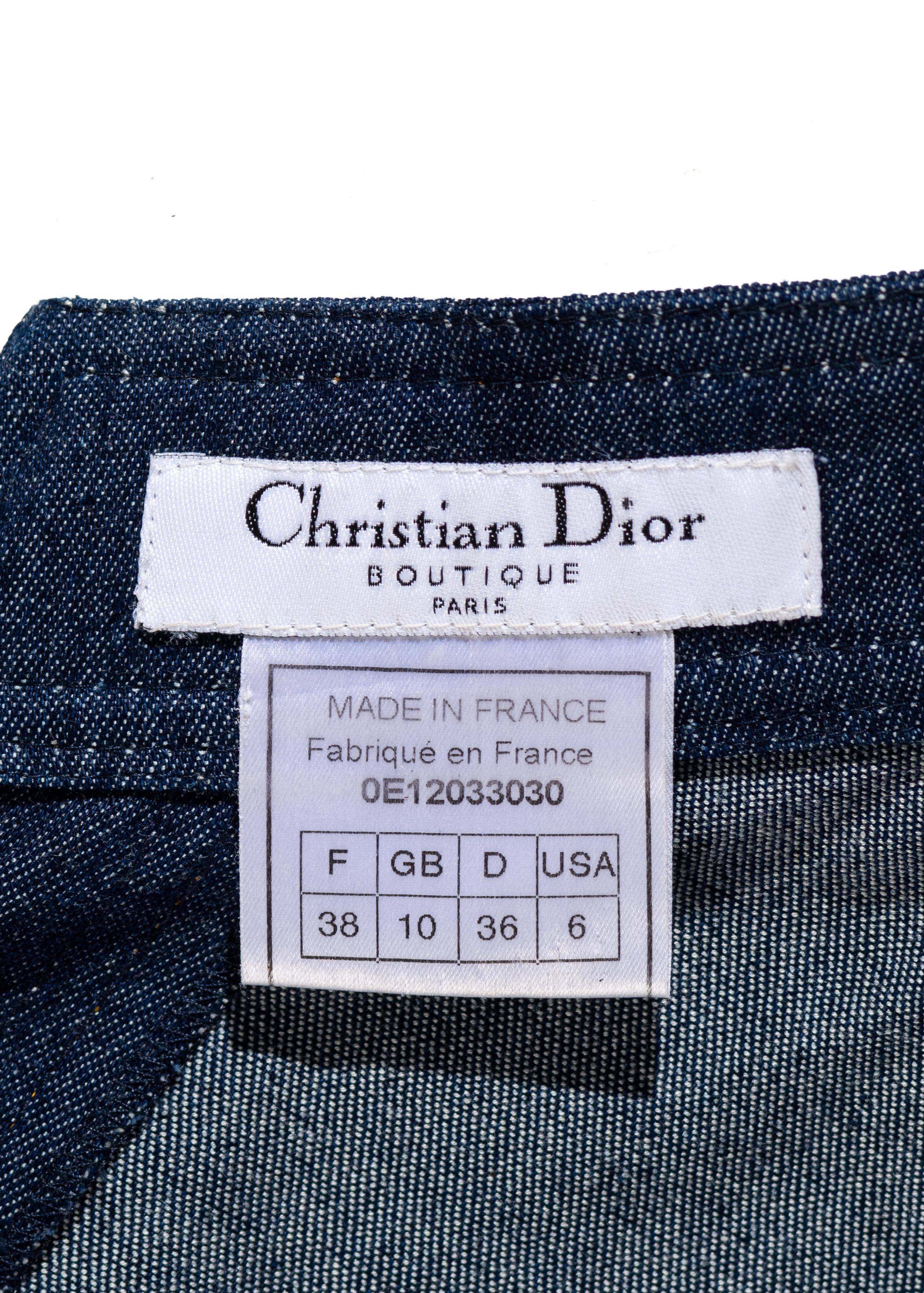 Christian Dior by John Galliano - Ensemble veste et jupe courte en jean bleu, printemps-été 2000 en vente 3