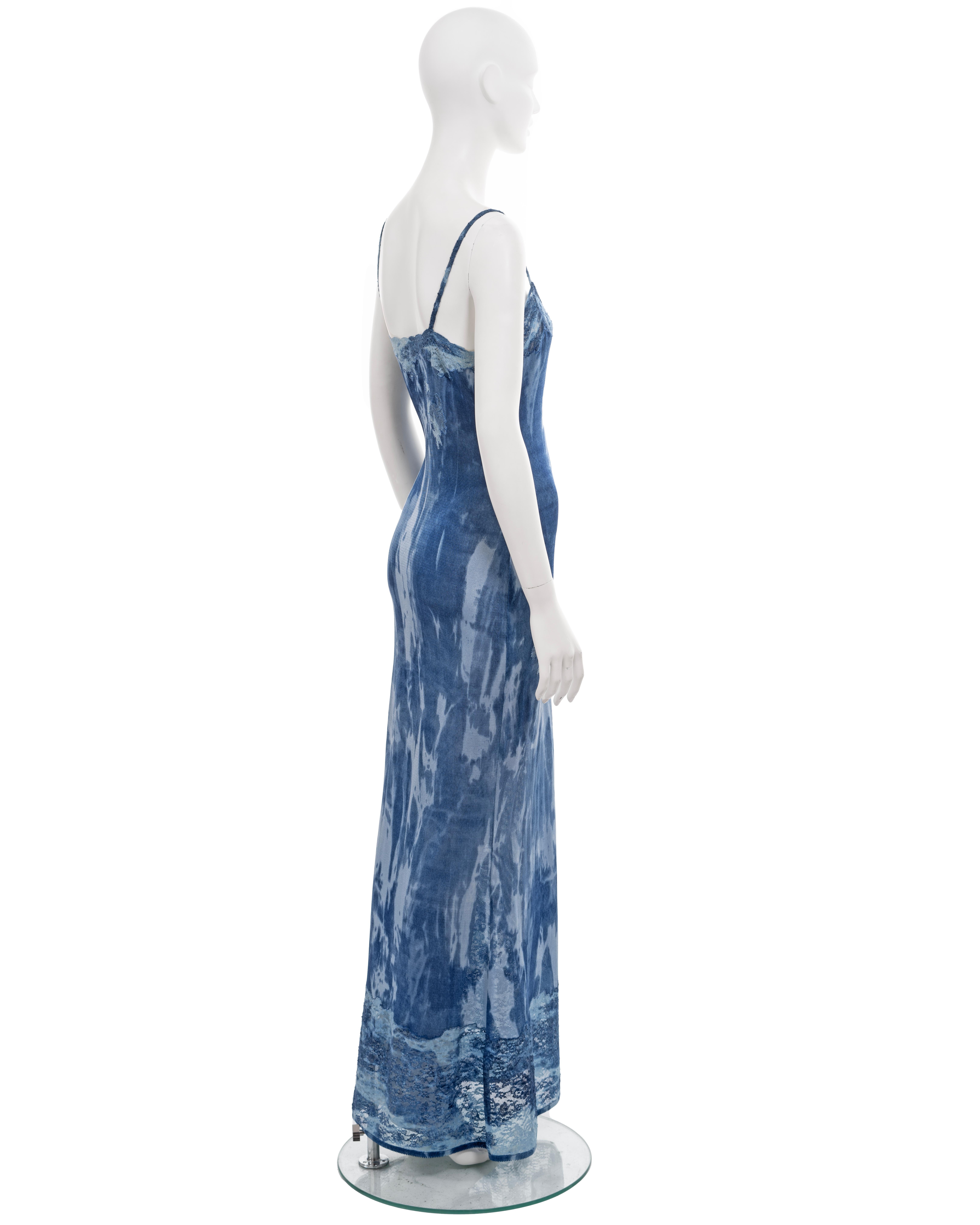 Christian Dior by John Galliano blue denim knit and lace evening dress, fw 2000 For Sale 3