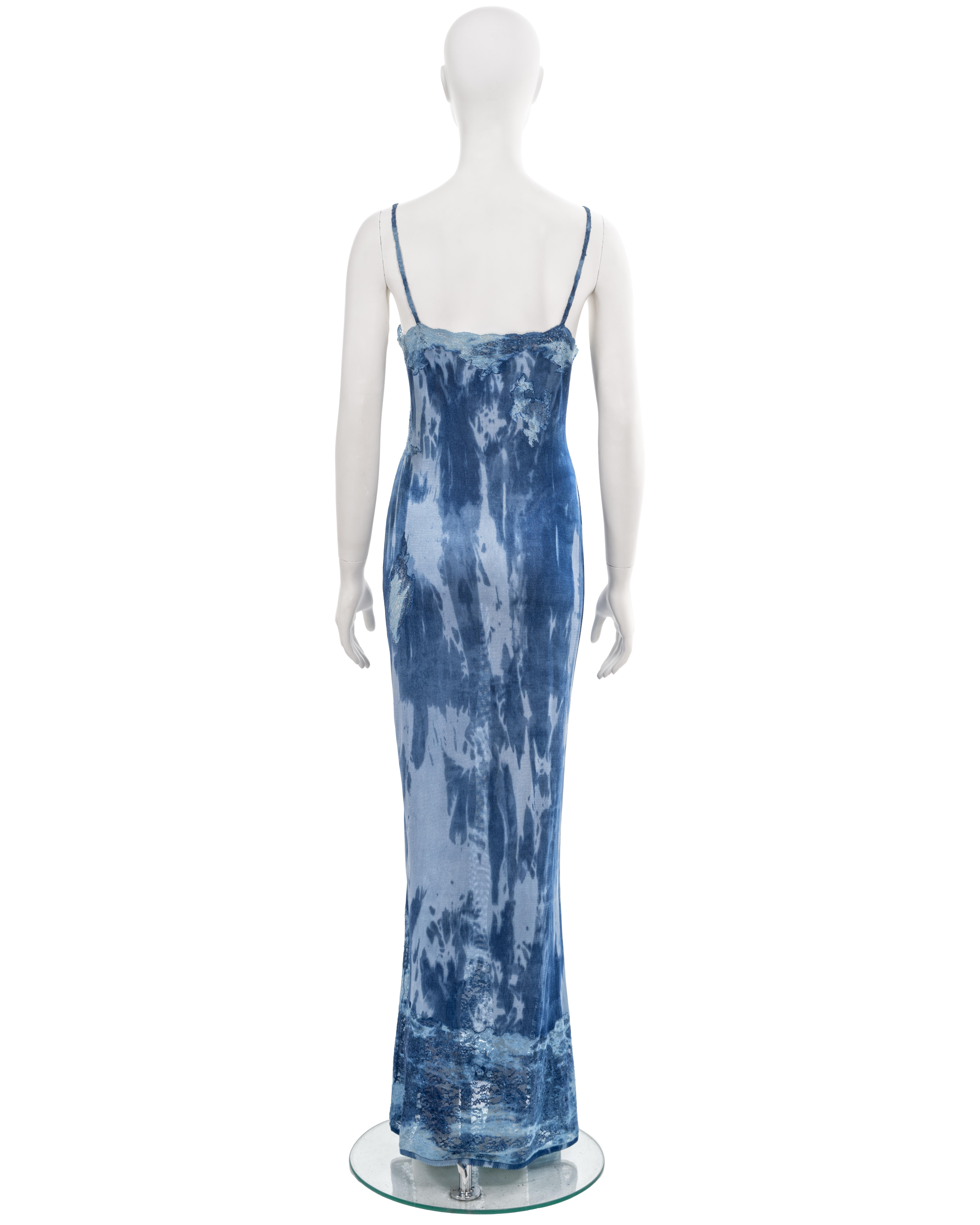 Christian Dior by John Galliano blue denim knit and lace evening dress, fw 2000 For Sale 4