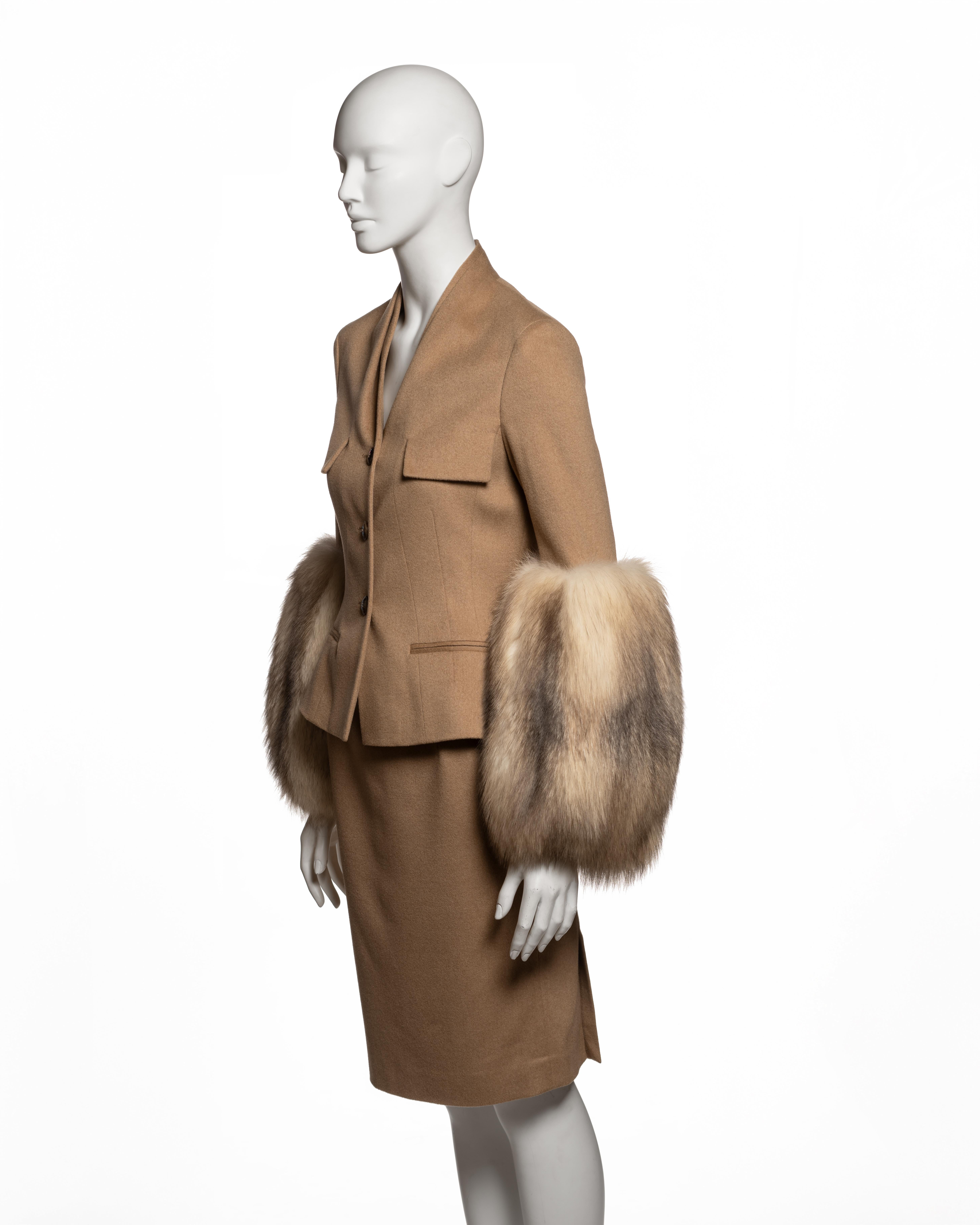 Christian Galliano for Christian Dior con polsini in pelliccia di volpe, FW 2007 in vendita 7