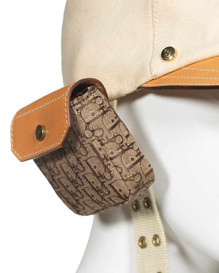 Christian Dior by John Galliano Canvas and Leather Cap with  display picture 2