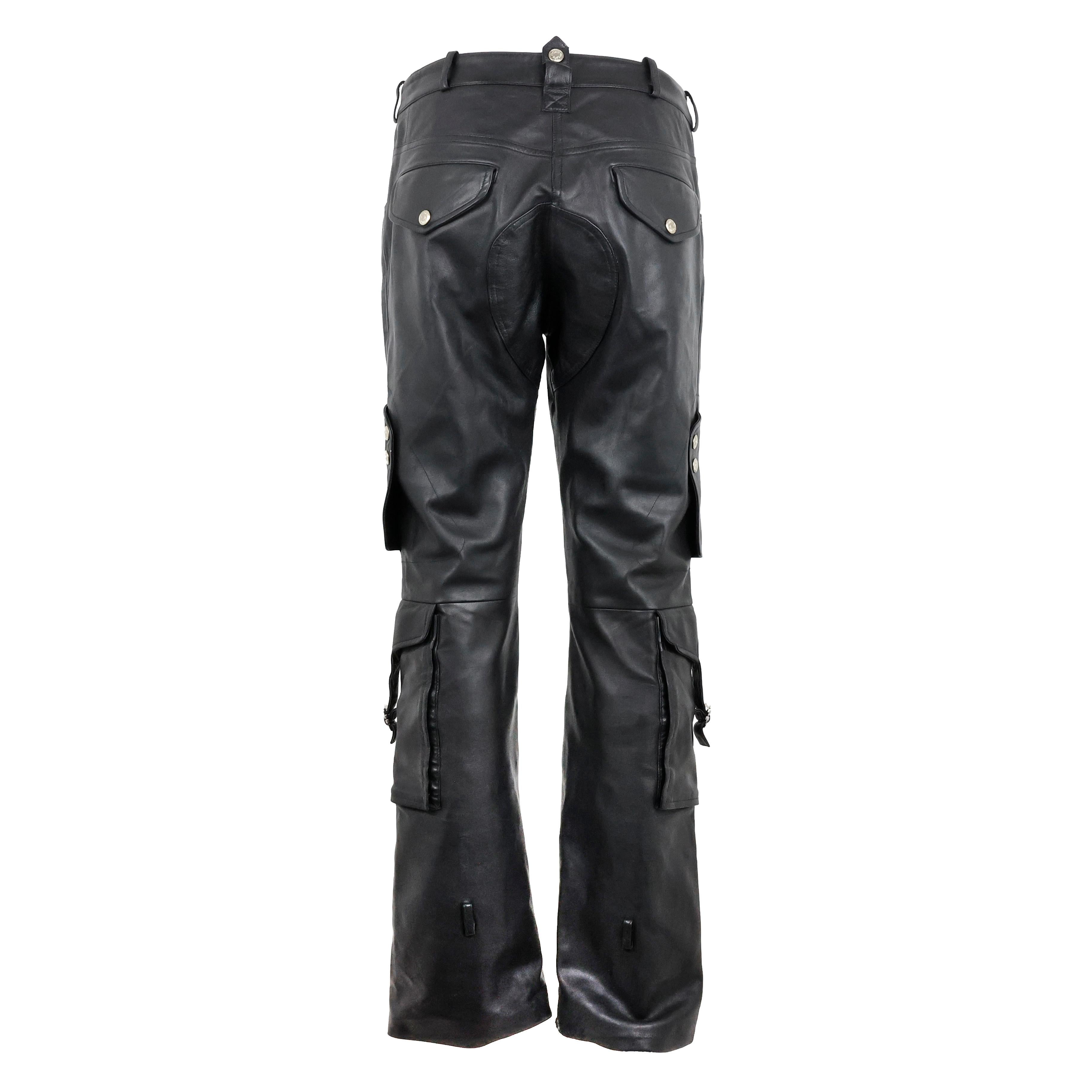 Rare Christian Dior by John Galliano cargo leather pants color black. Size 38 FR.

Condition:
Really good/good. Minimal and not visible signs of wear.