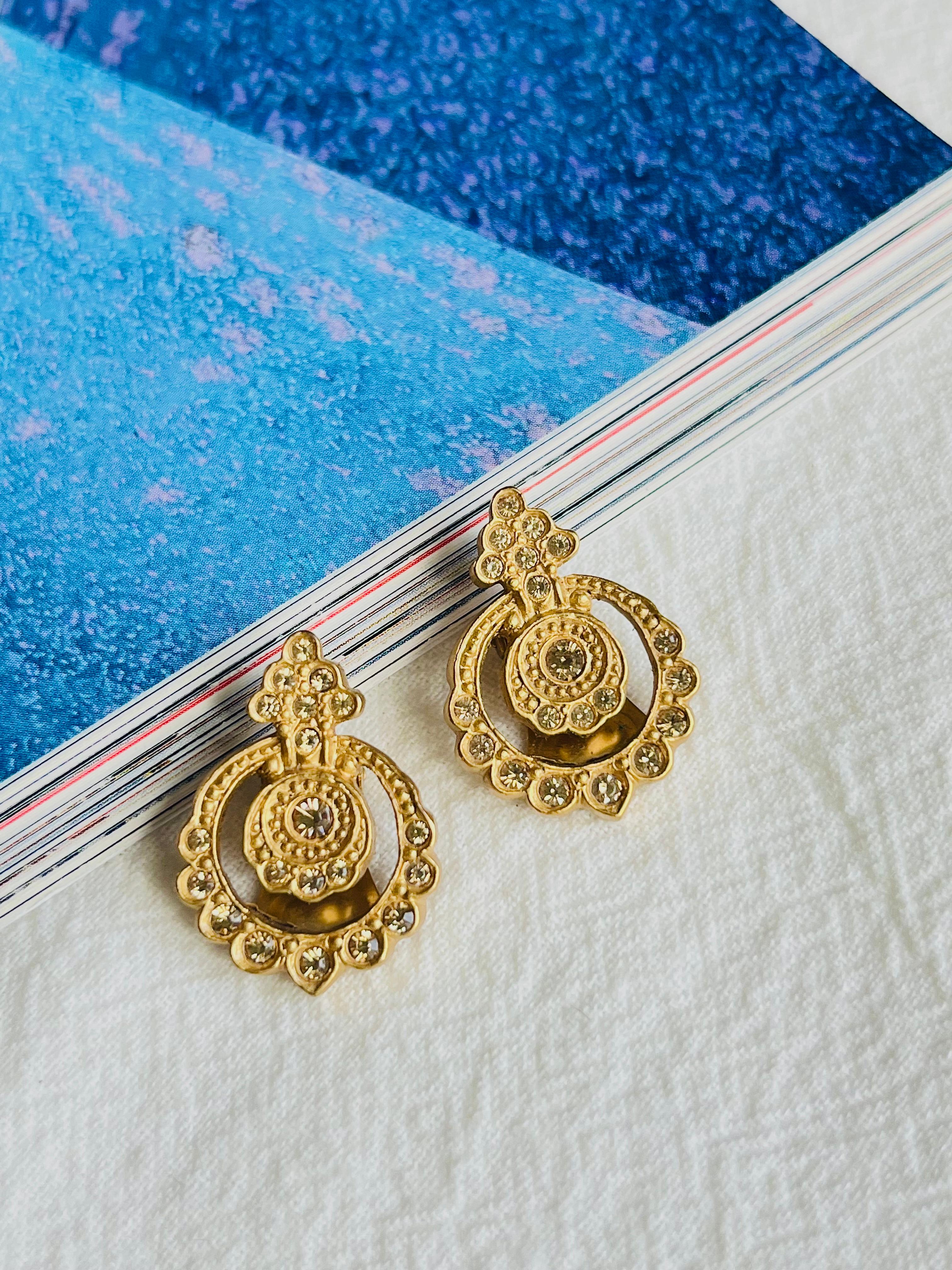 Christian Dior by John Galliano Circles Openwork Citrine Crystals Clip Earrings In Excellent Condition For Sale In Wokingham, England