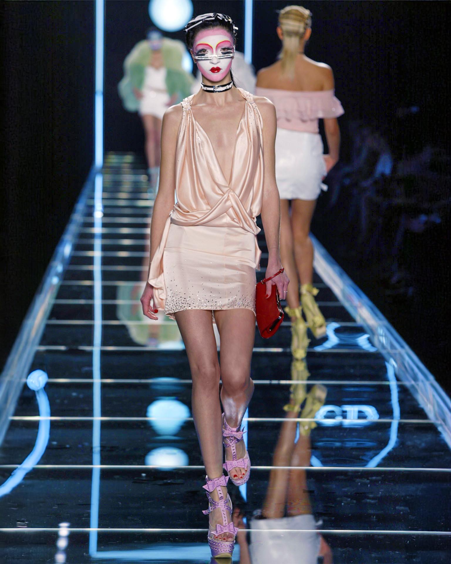 Christian Dior by John Galliano Minivestido de punto de seda rosa cristal, FW 2003 Beige en venta