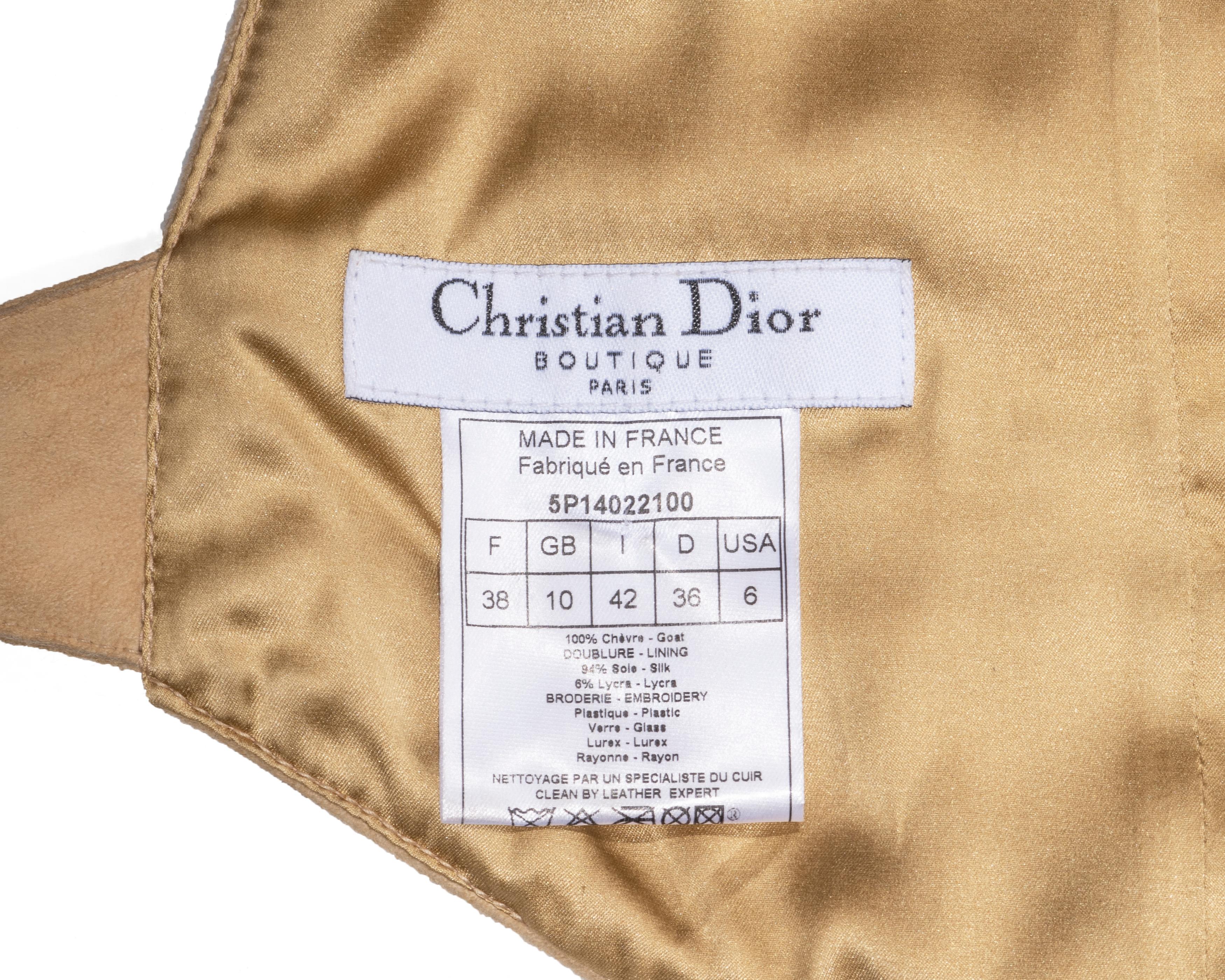 Christian Dior par John Galliano, manteau et jupe en daim embellis, printemps-été 2005 en vente 4