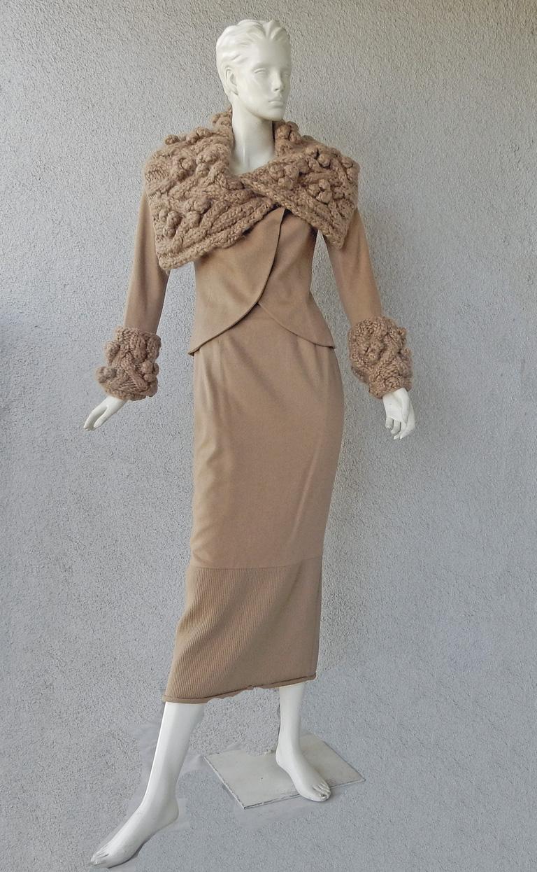 Christian Dior by John Galliano F/W 1999 Very Stylish Camel Cashmere Suit For Sale 7