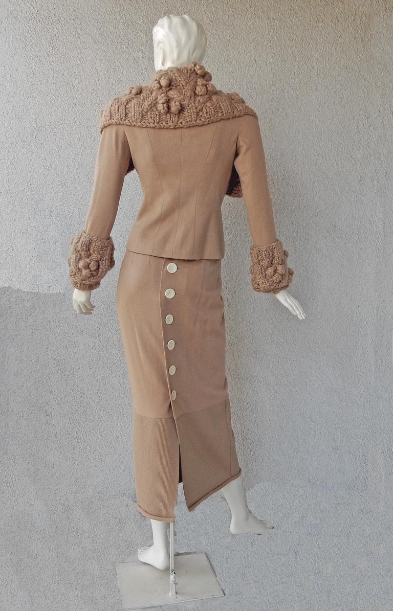 Christian Dior by John Galliano F/W 1999 Very Stylish Camel Cashmere Suit For Sale 2