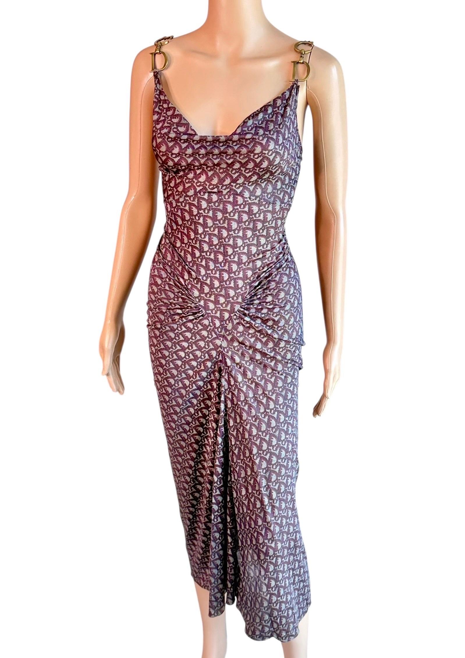 Christian Dior by John Galliano F/W 2000 Großes goldenes Logo Monogram Diorissimo Kleid

Größe: FR 40

Zustand: Ausgezeichnet



