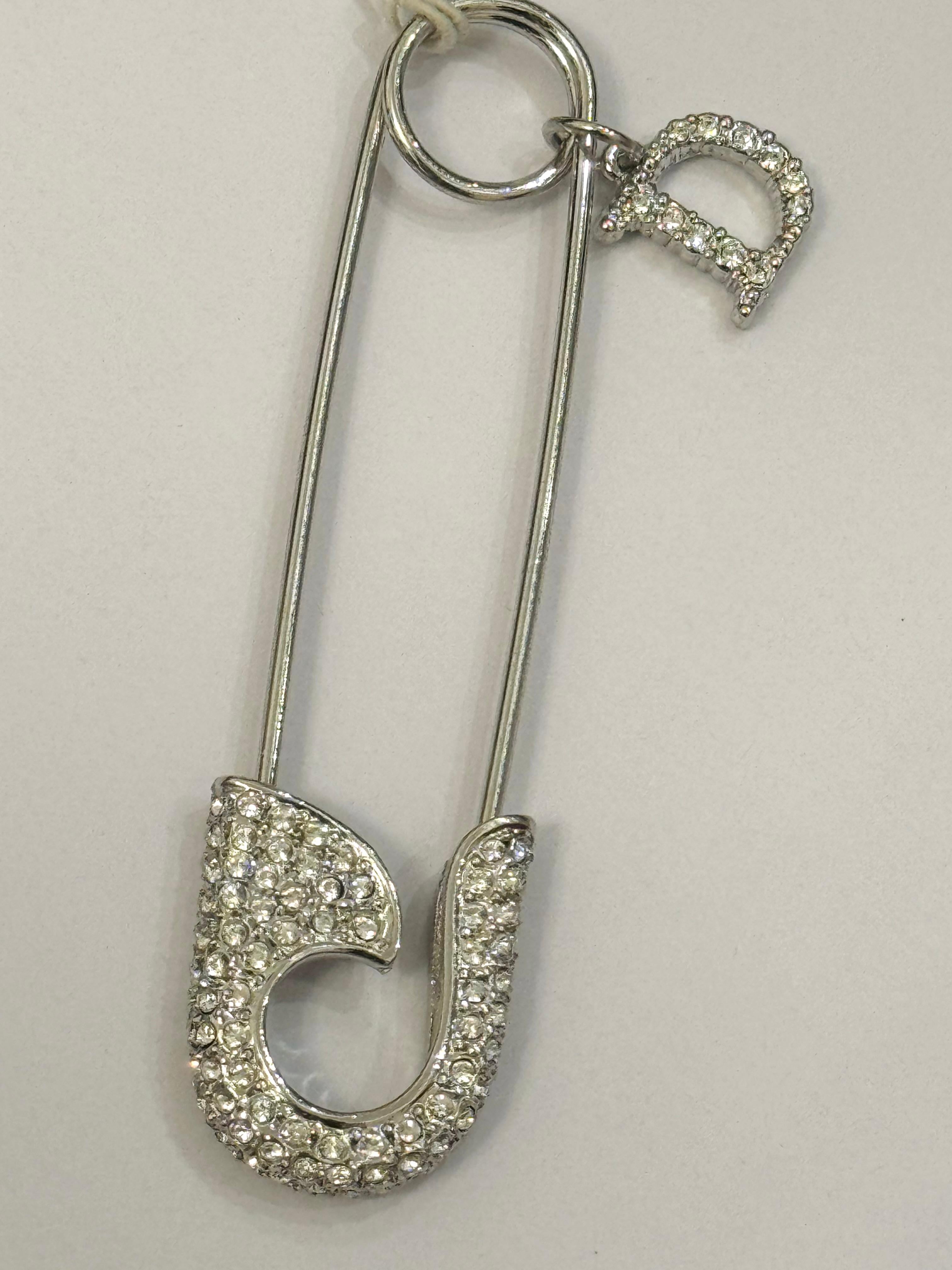 Broche épingle à nourrice en cristaux surdimensionnés Christian Dior by John Galliano F/W 2000 en vente 5