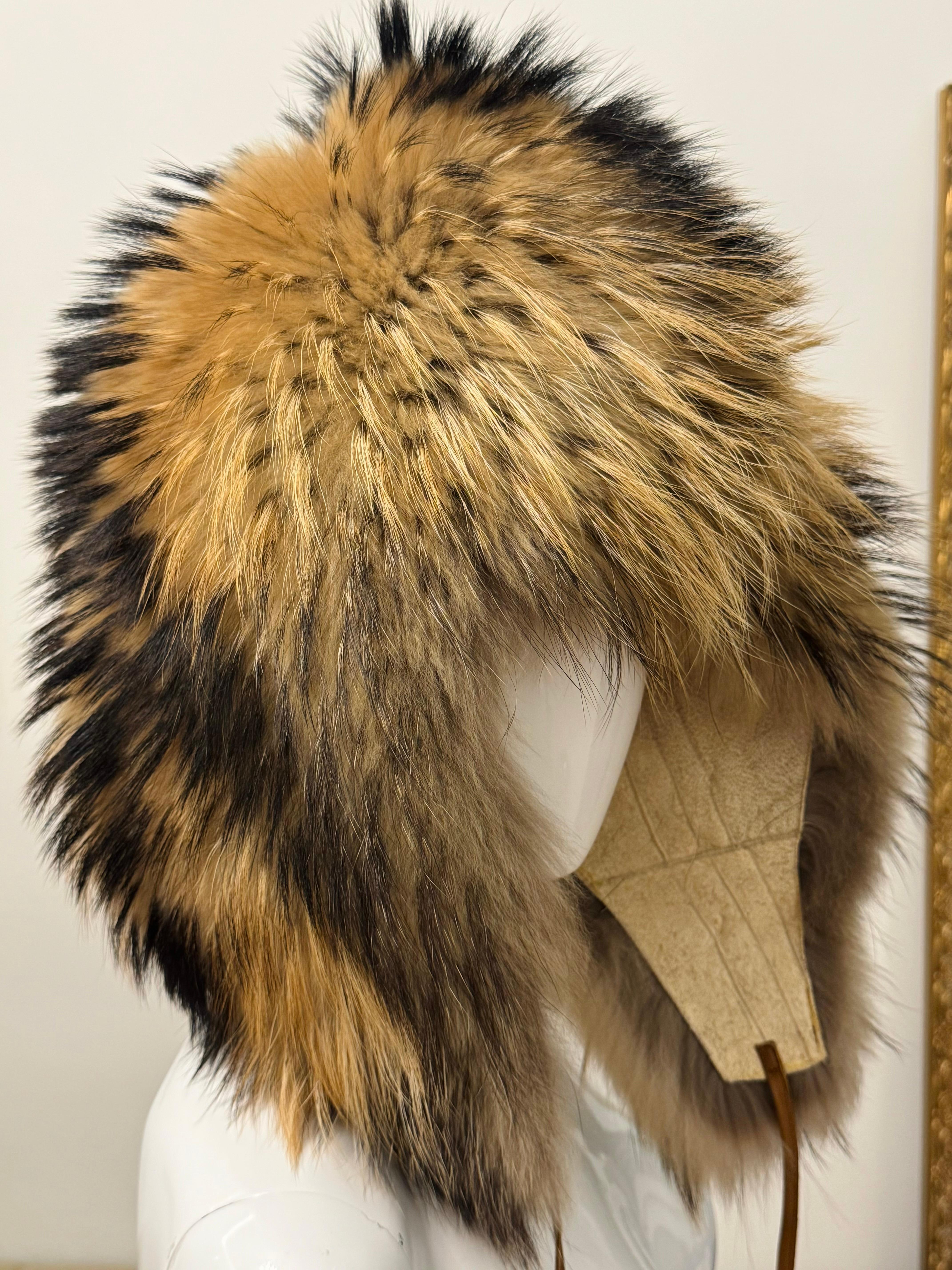 Christian Dior by John Galliano F/W 2002 sample raccoon fur oversized chapka hat en venta 2