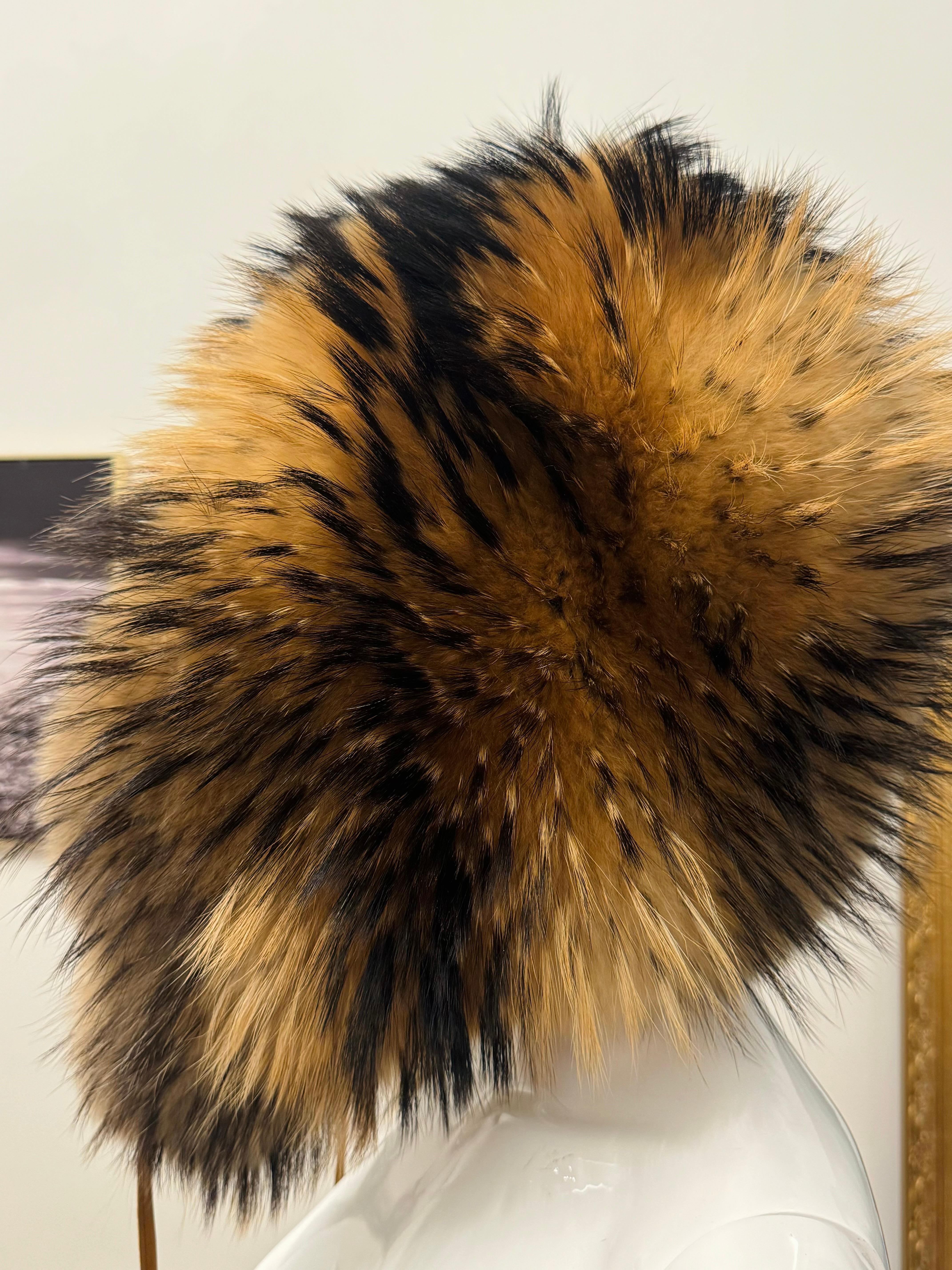 Christian Dior by John Galliano F/W 2002 sample raccoon fur oversized chapka hat en venta 4