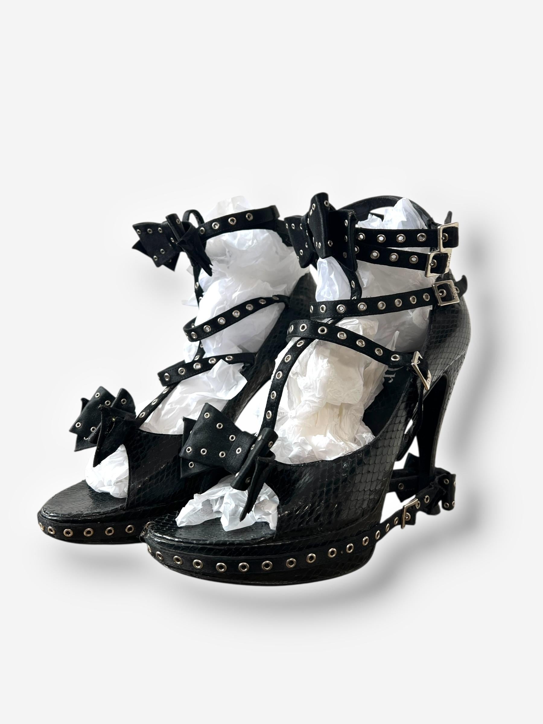 Christian Dior by John Galliano F/W 2003 Black Bow Buckle Heels – Runway Version For Sale 2