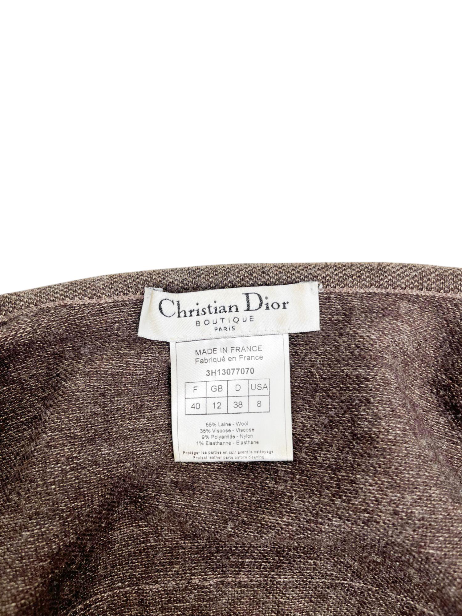 Christian Dior by John Galliano F/W 2003 Suéter Bondage Marrón con Cremallera en venta 7