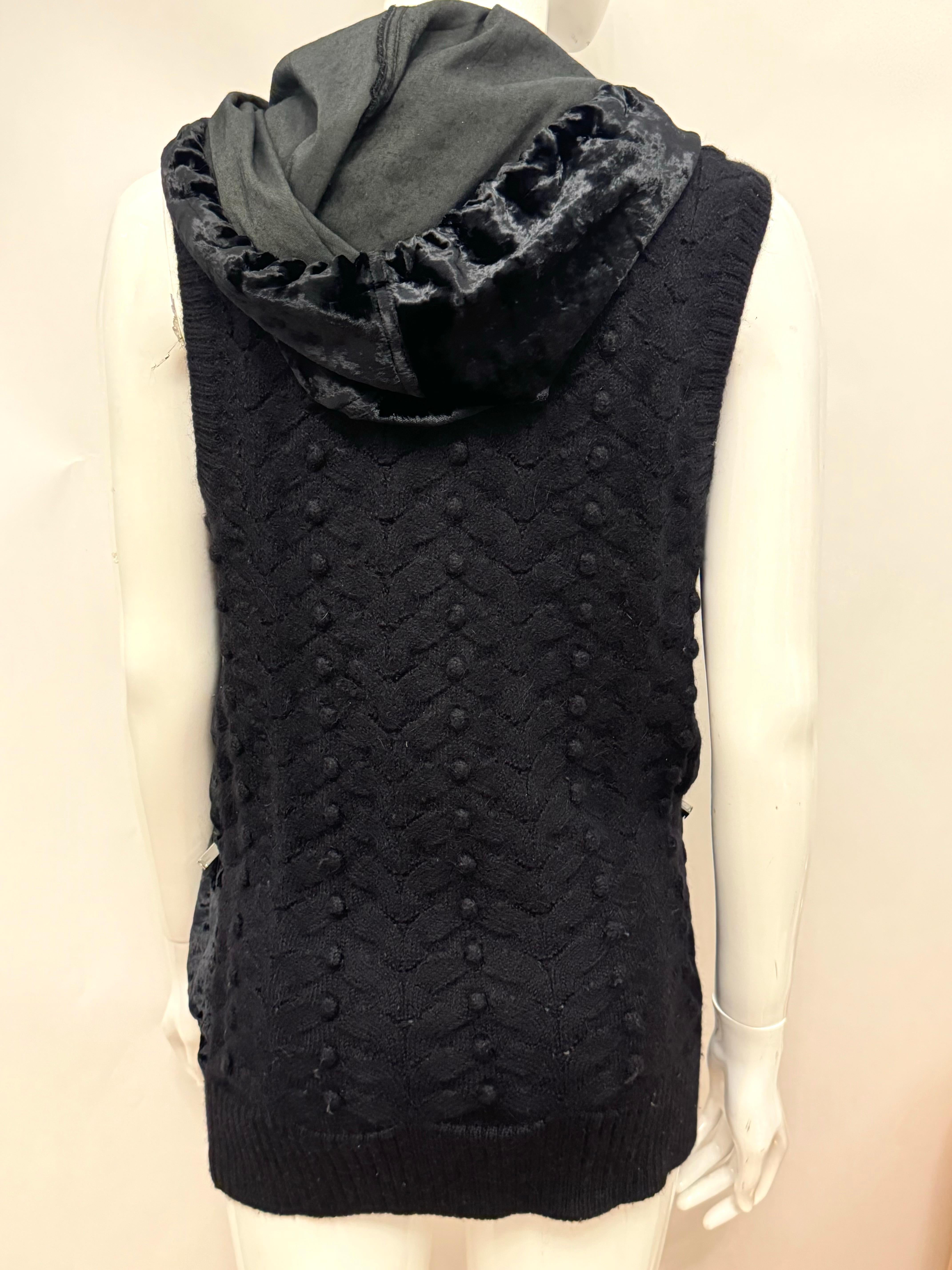 Christian Dior by John Galliano F/W 2004 gilet à capuche noir avec fourrure de lapin en vente 5