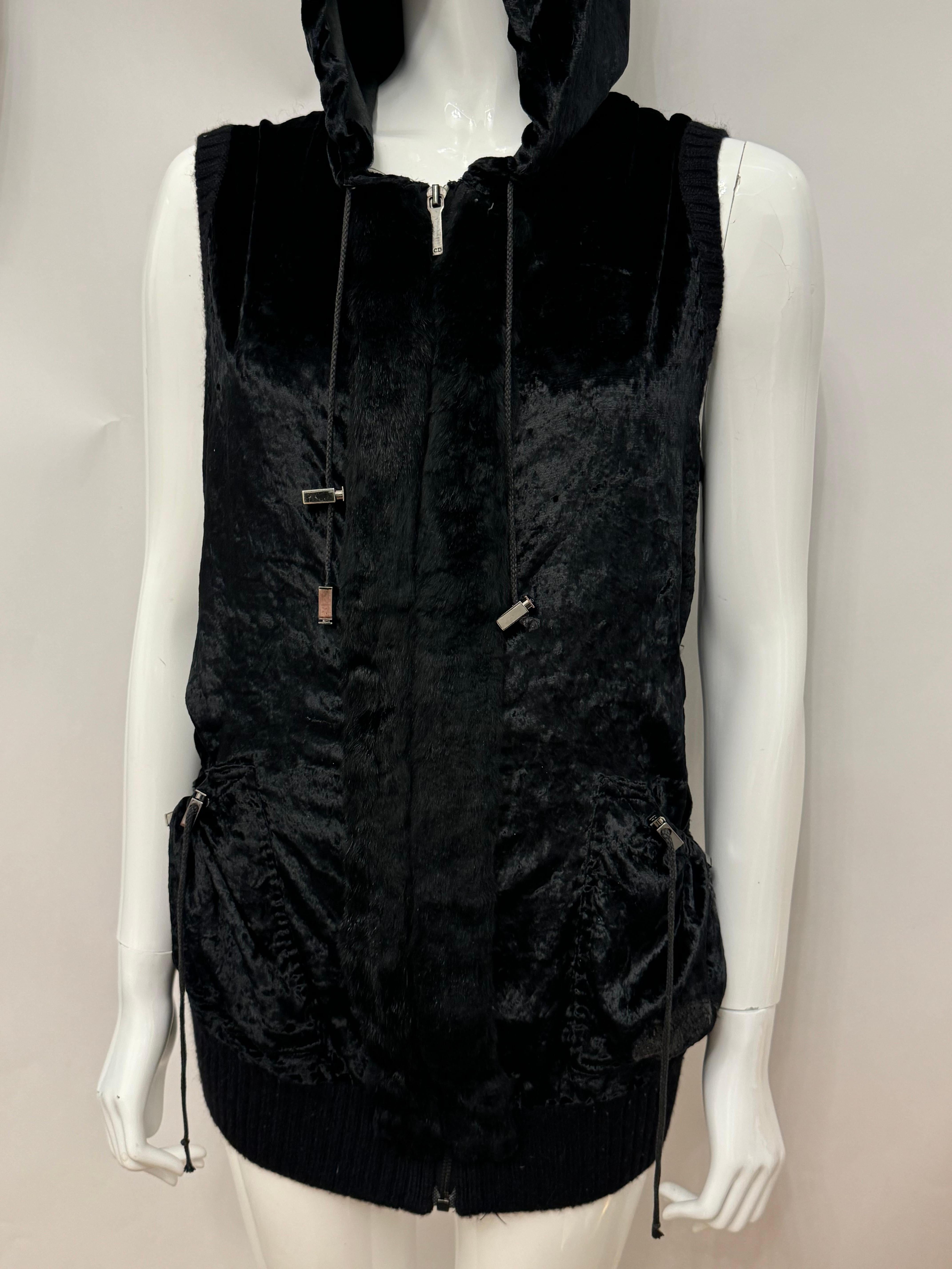 Christian Dior by John Galliano F/W 2004 gilet à capuche noir avec fourrure de lapin en vente 9