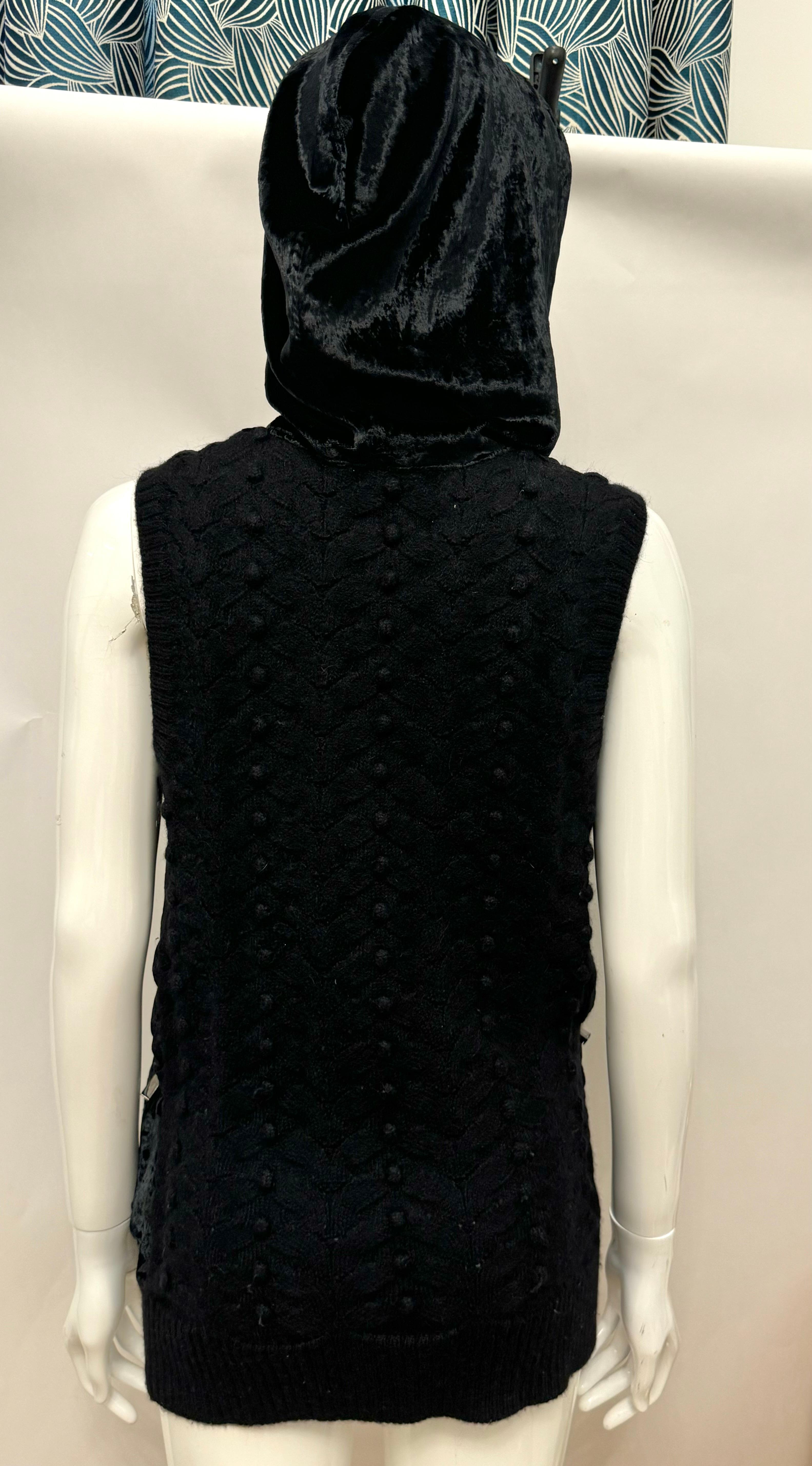 Christian Dior by John Galliano F/W 2004 gilet à capuche noir avec fourrure de lapin en vente 10