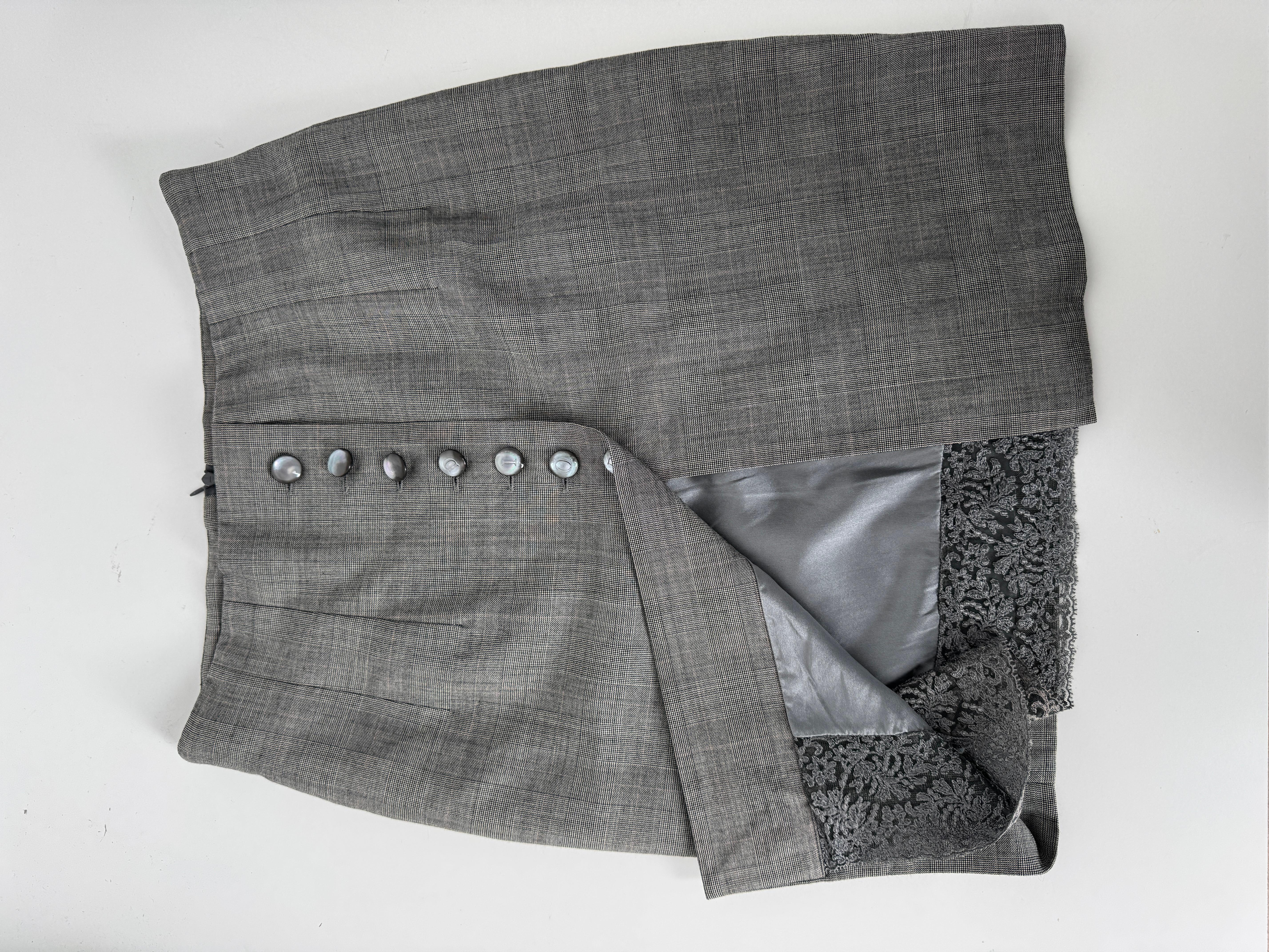 CHRISTIAN DIOR By JOHN GALLIANO A/I 2007 Abito a clessidra FR40 in vendita 13