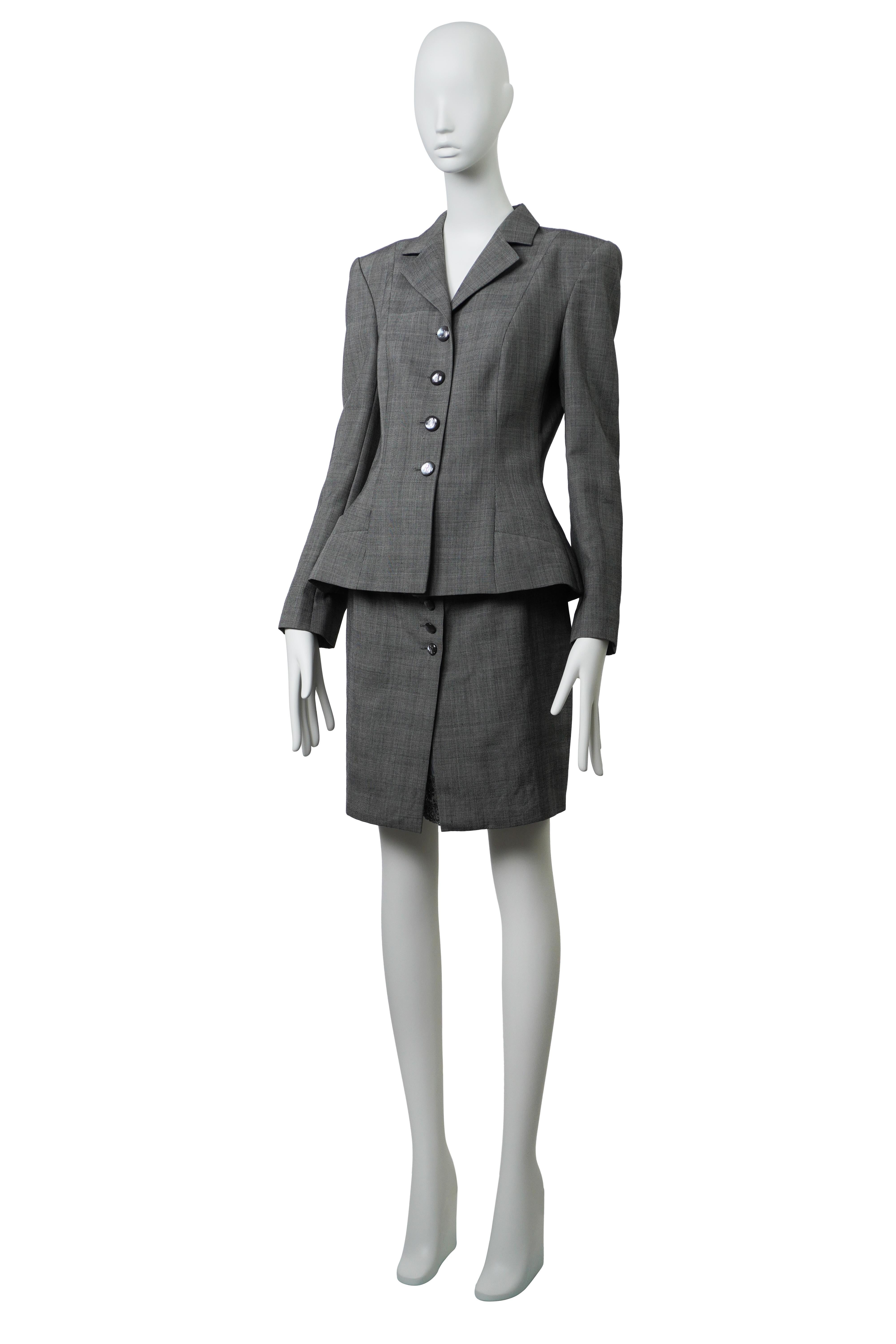 Donna CHRISTIAN DIOR By JOHN GALLIANO A/I 2007 Abito a clessidra FR40 in vendita