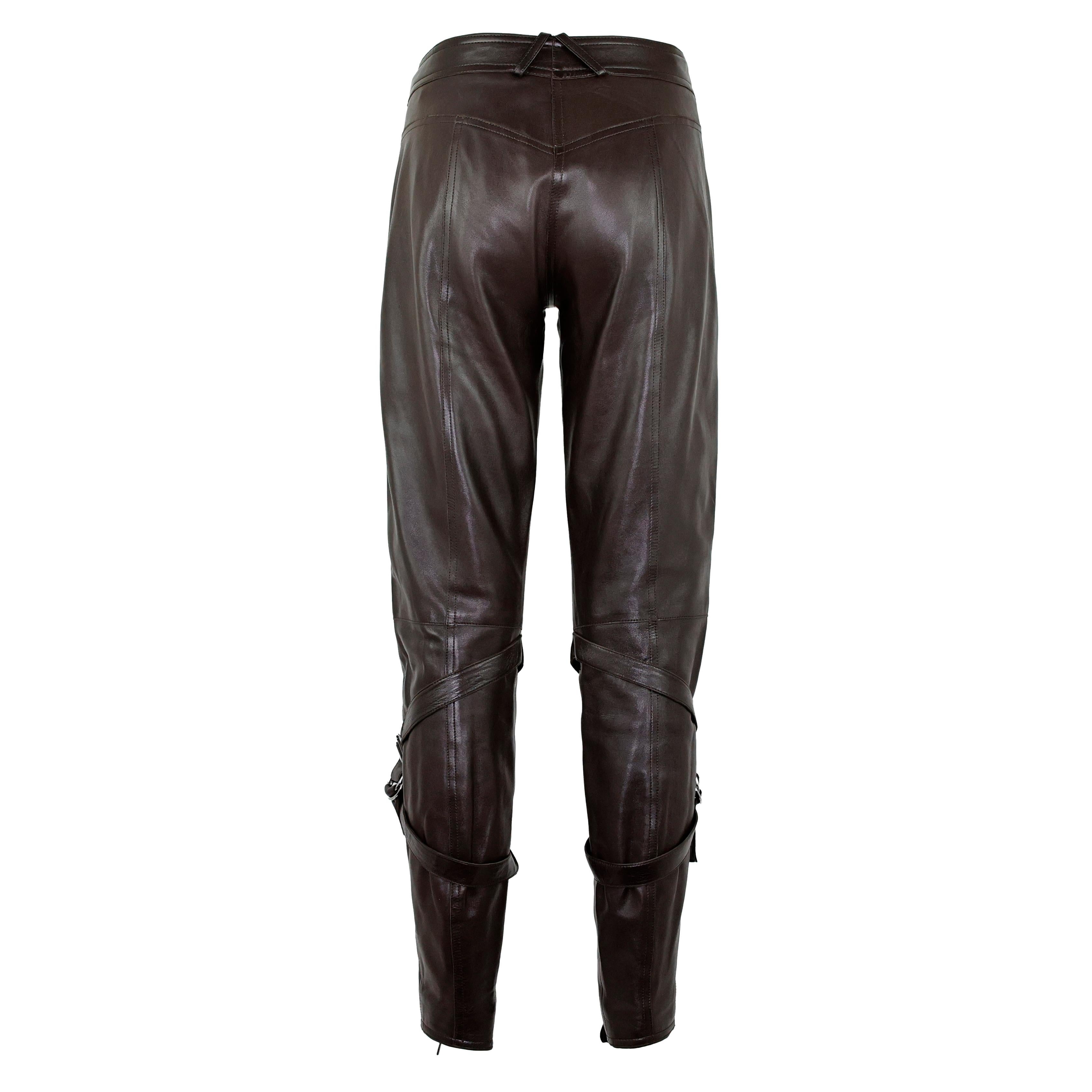 Rare Christian Dior by John Galliano Fall 2003 Lace-up Bondage pants in in dark black-brown soft stretch leather. Size 40 FR.

Condition:
Excellent.
