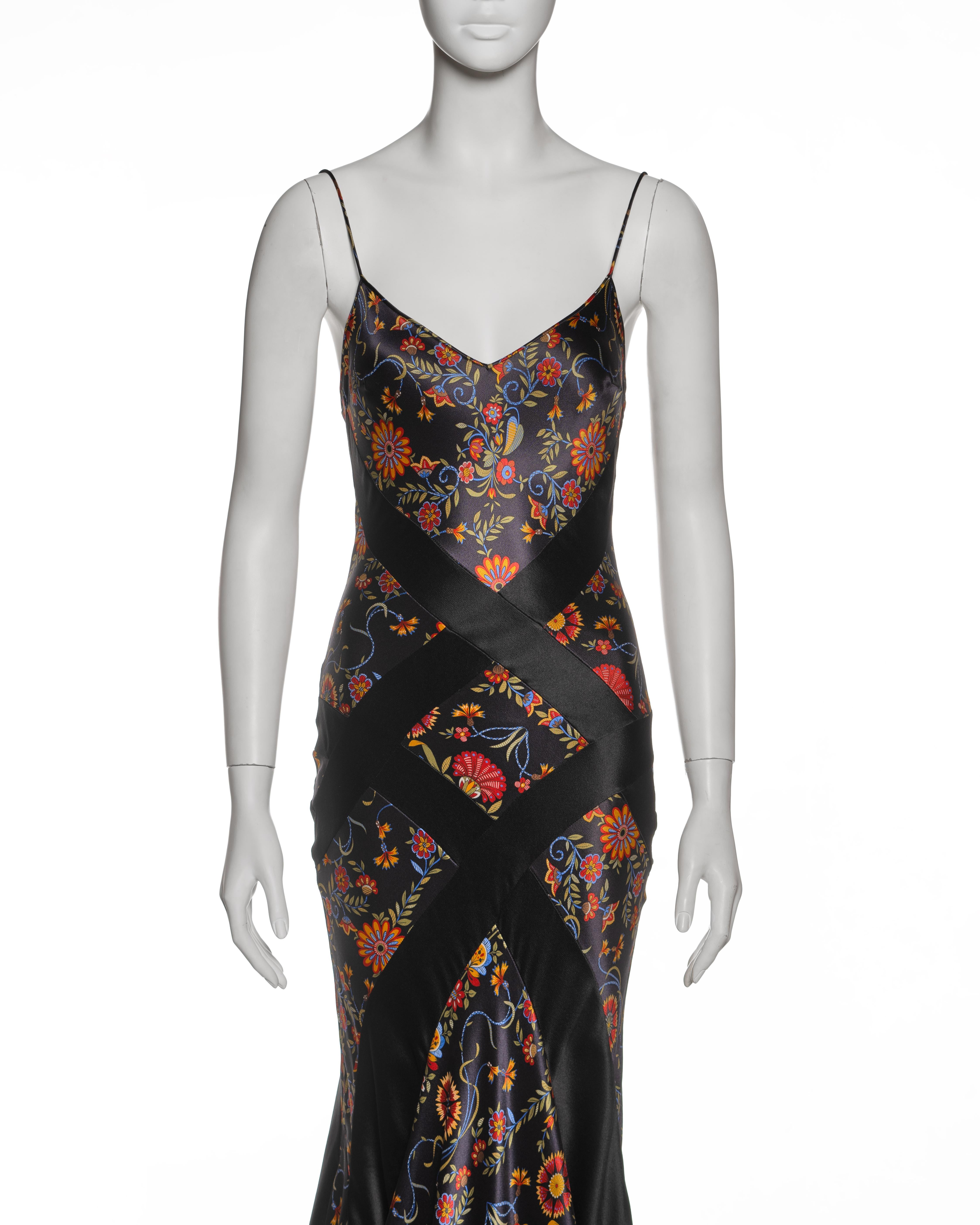 Christian Dior by John Galliano Florales Satinkleid mit geometrischen Einsätzen, FW 2002 (Schwarz) im Angebot