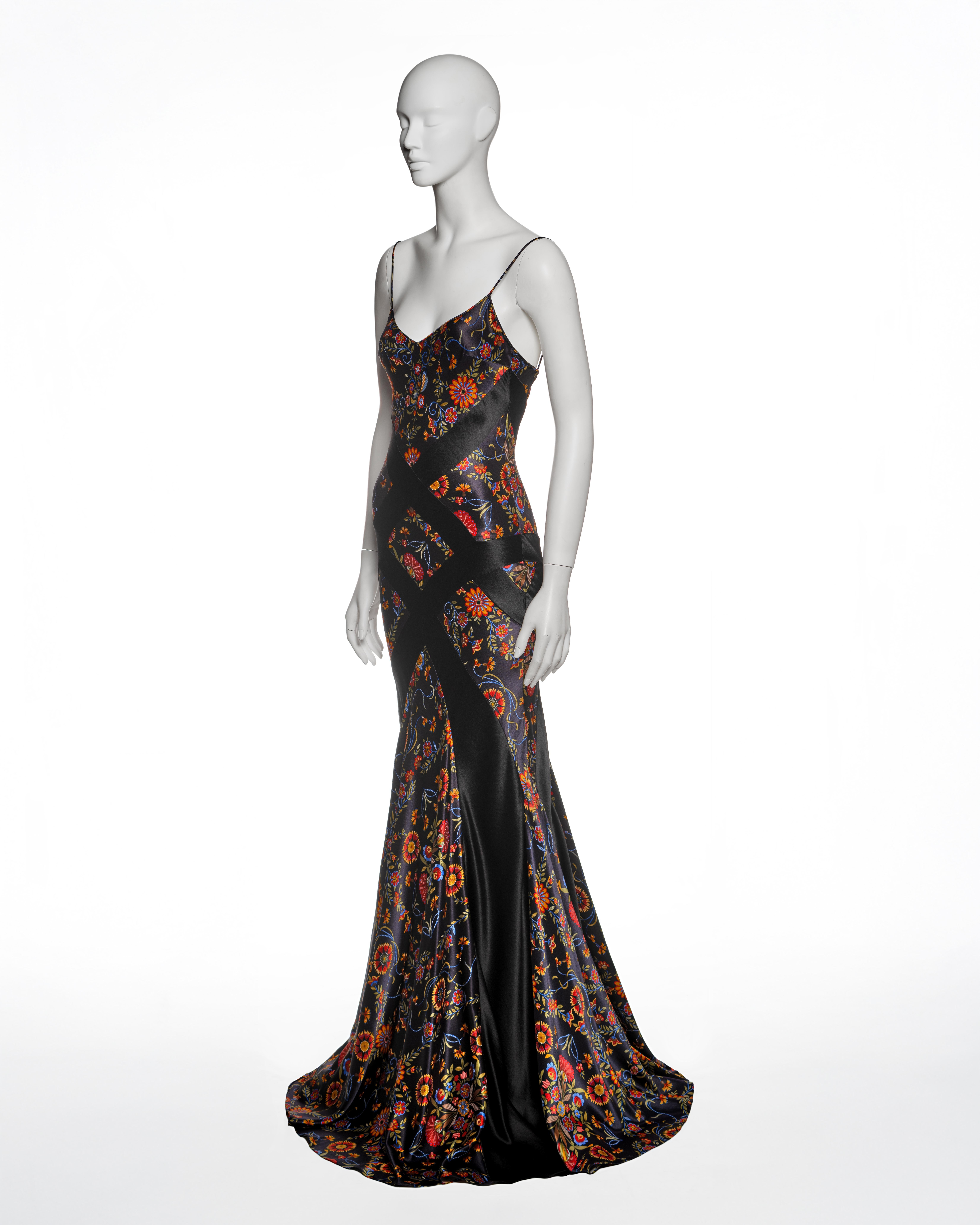 Christian Dior by John Galliano Florales Satinkleid mit geometrischen Einsätzen, FW 2002 im Angebot 3