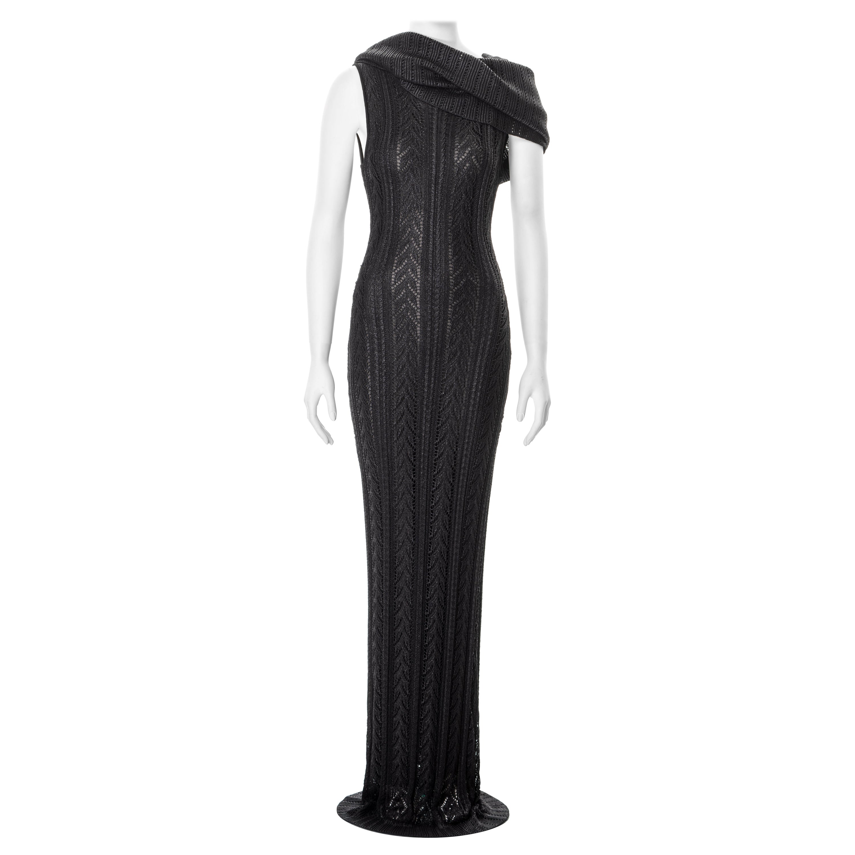 Christian Galliano for Christian Dior, abito da sera nero a maglia aperta e smerigliato, primavera 1999