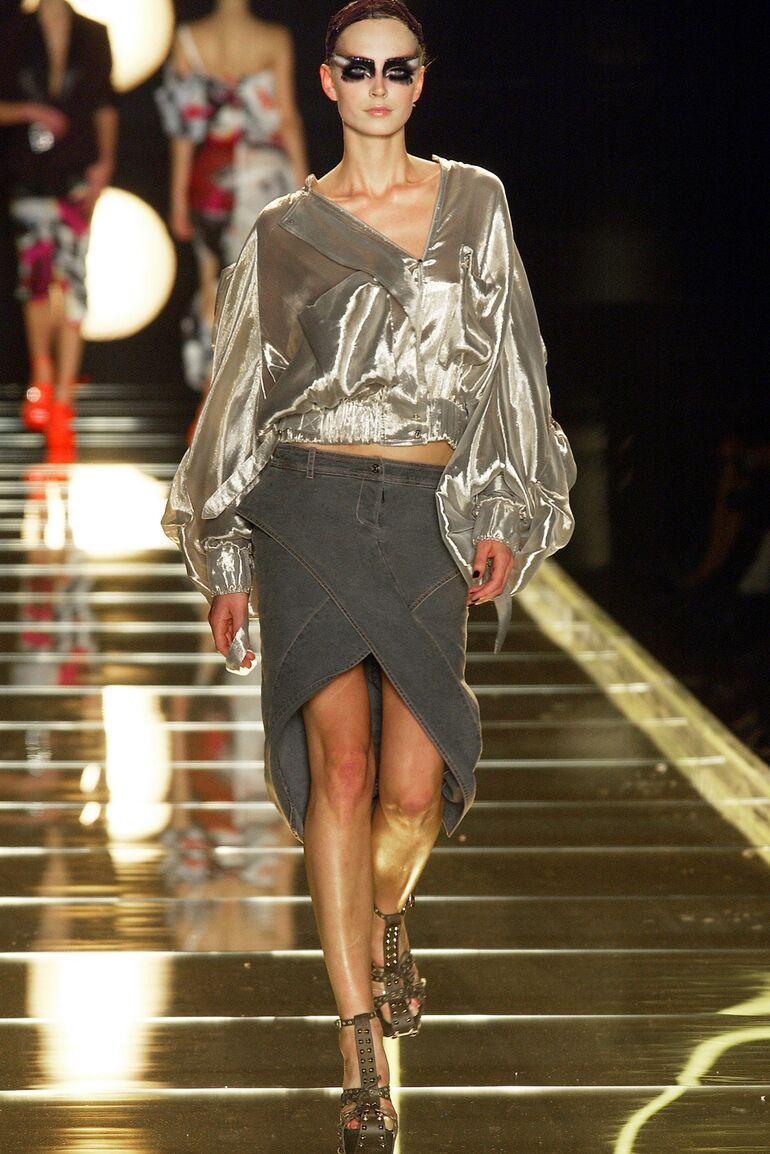 CHRISTIAN DIOR BY JOHN GALLIANO FW 03 Bomber de lúrex drapeada extremadamente rara en venta 5