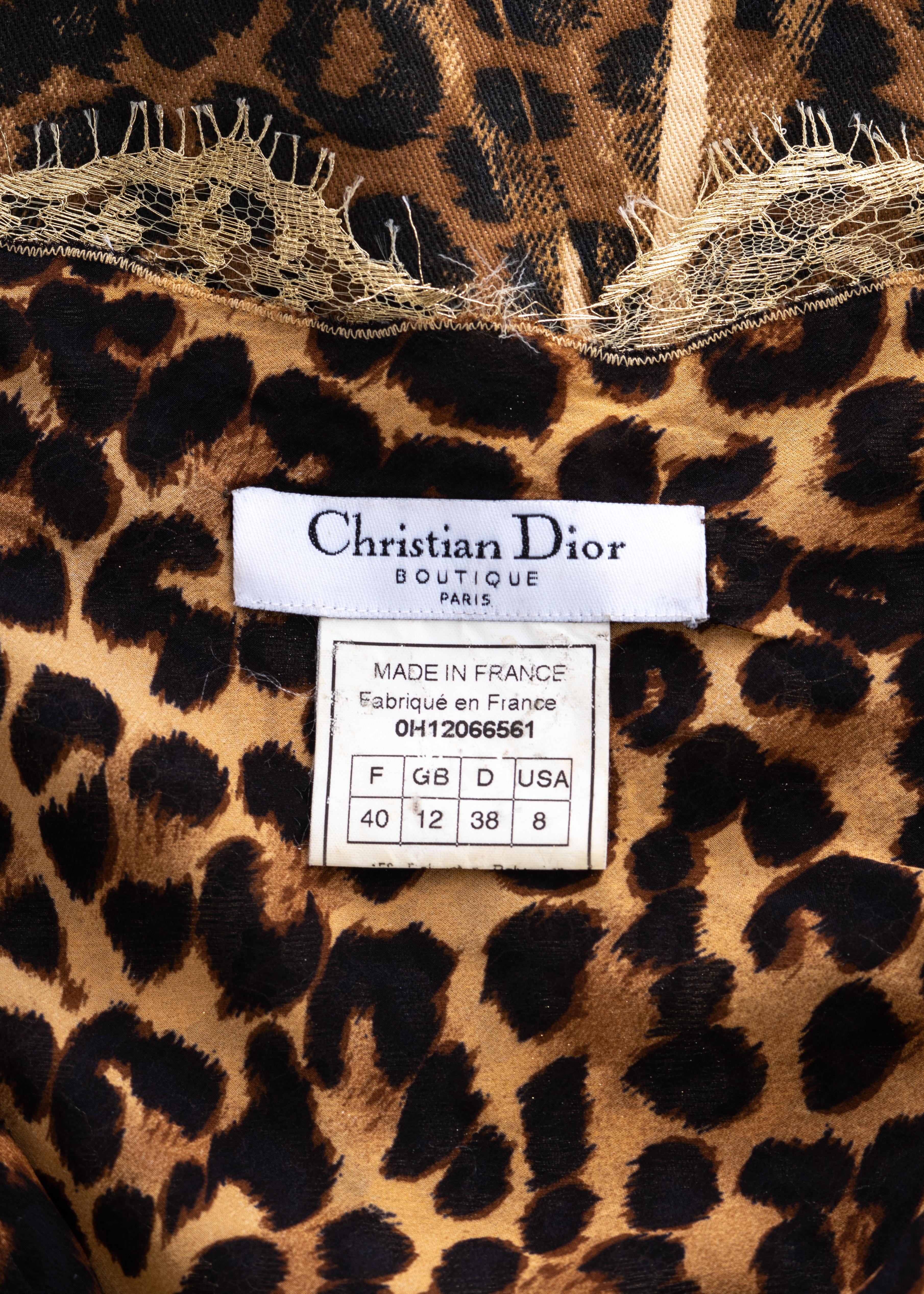 Robe Christian Dior by John Galliano en dentelle dorée et soie imprimée léopard, saison 2000 en vente 5