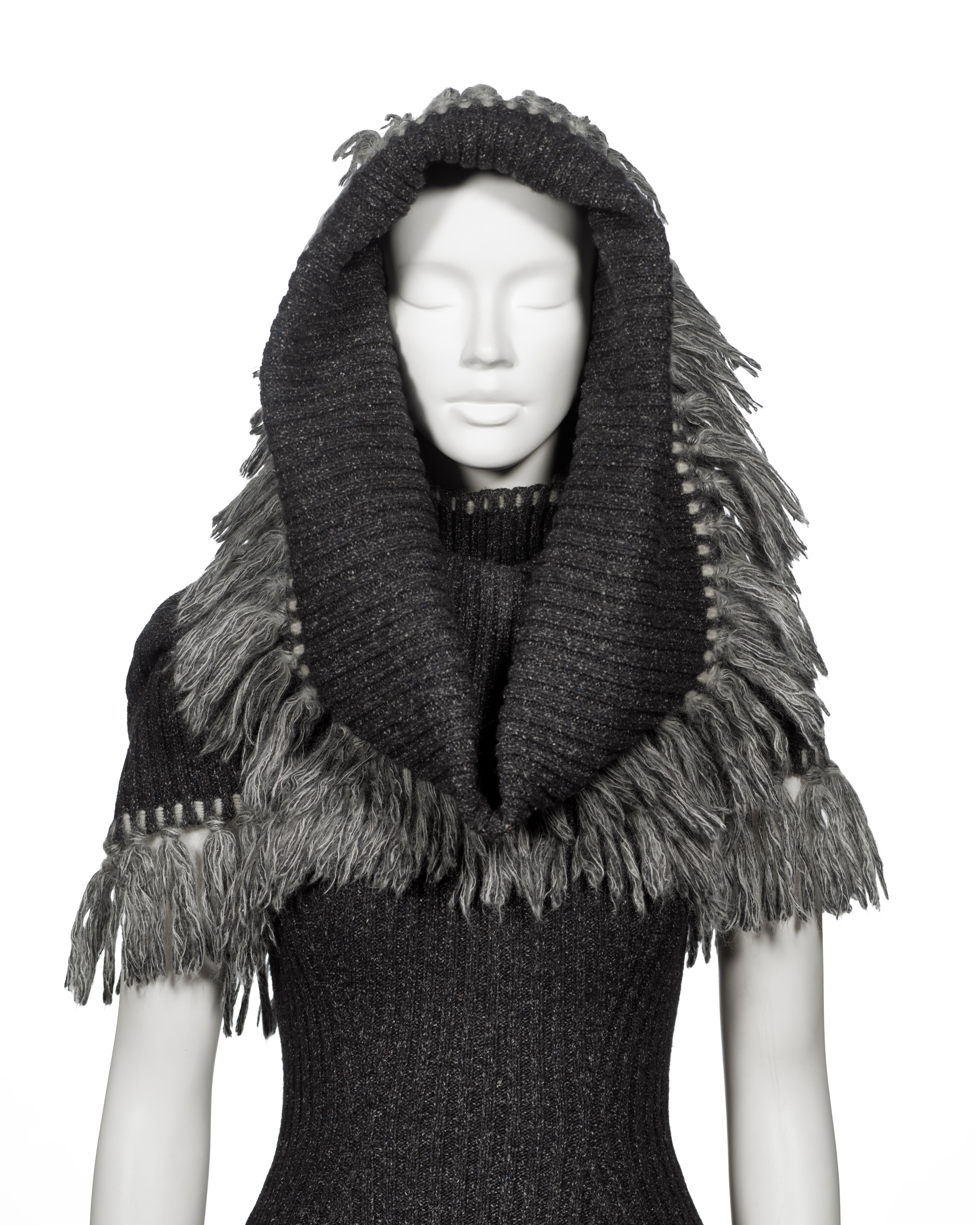 Women's Christian Dior by John Galliano Grey Knit Ensemble with Fringe Scarf, FW 1999 For Sale
