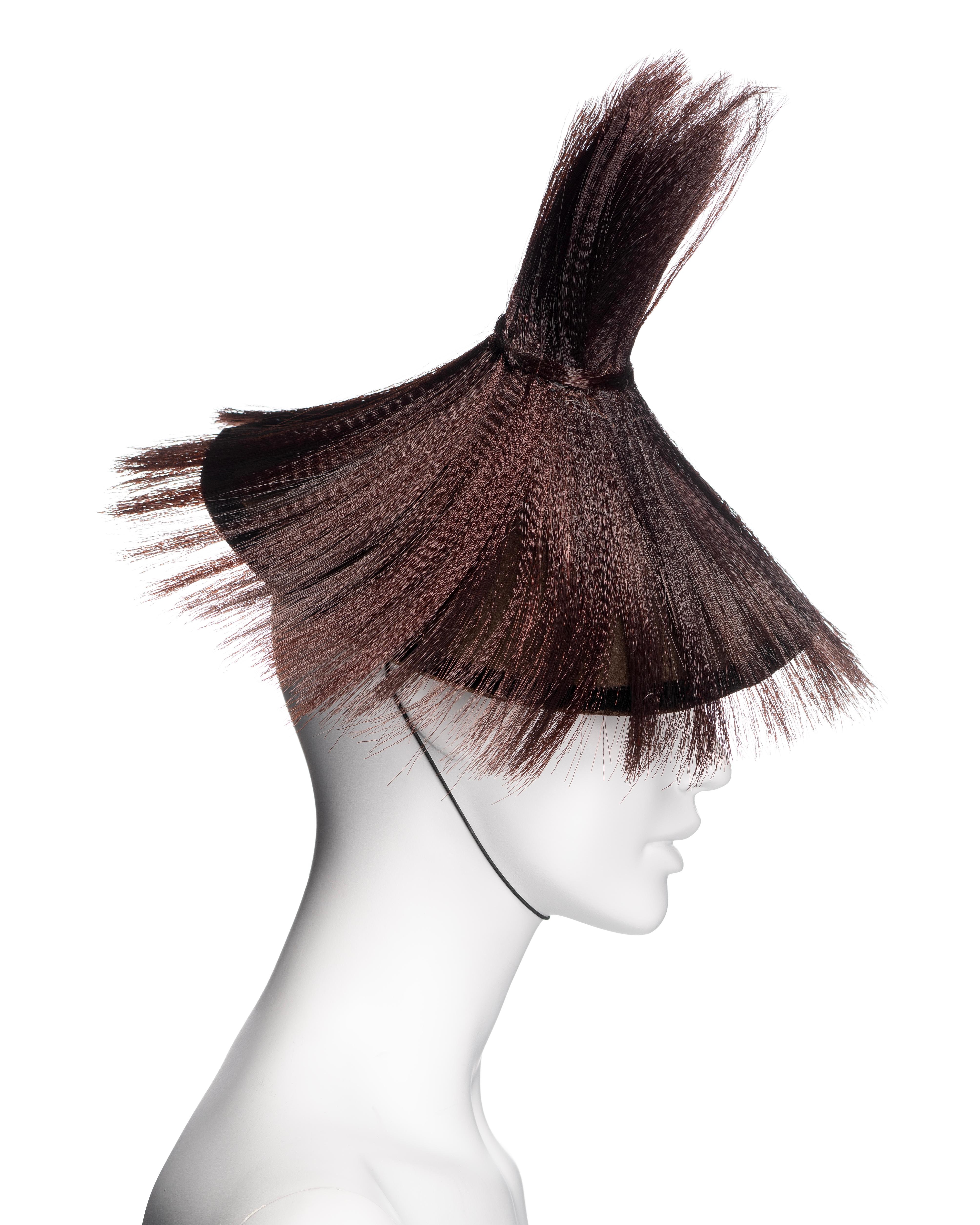 Christian Dior by John Galliano Horse Hair Conical Fascinator Hat, FW 2007 For Sale 5