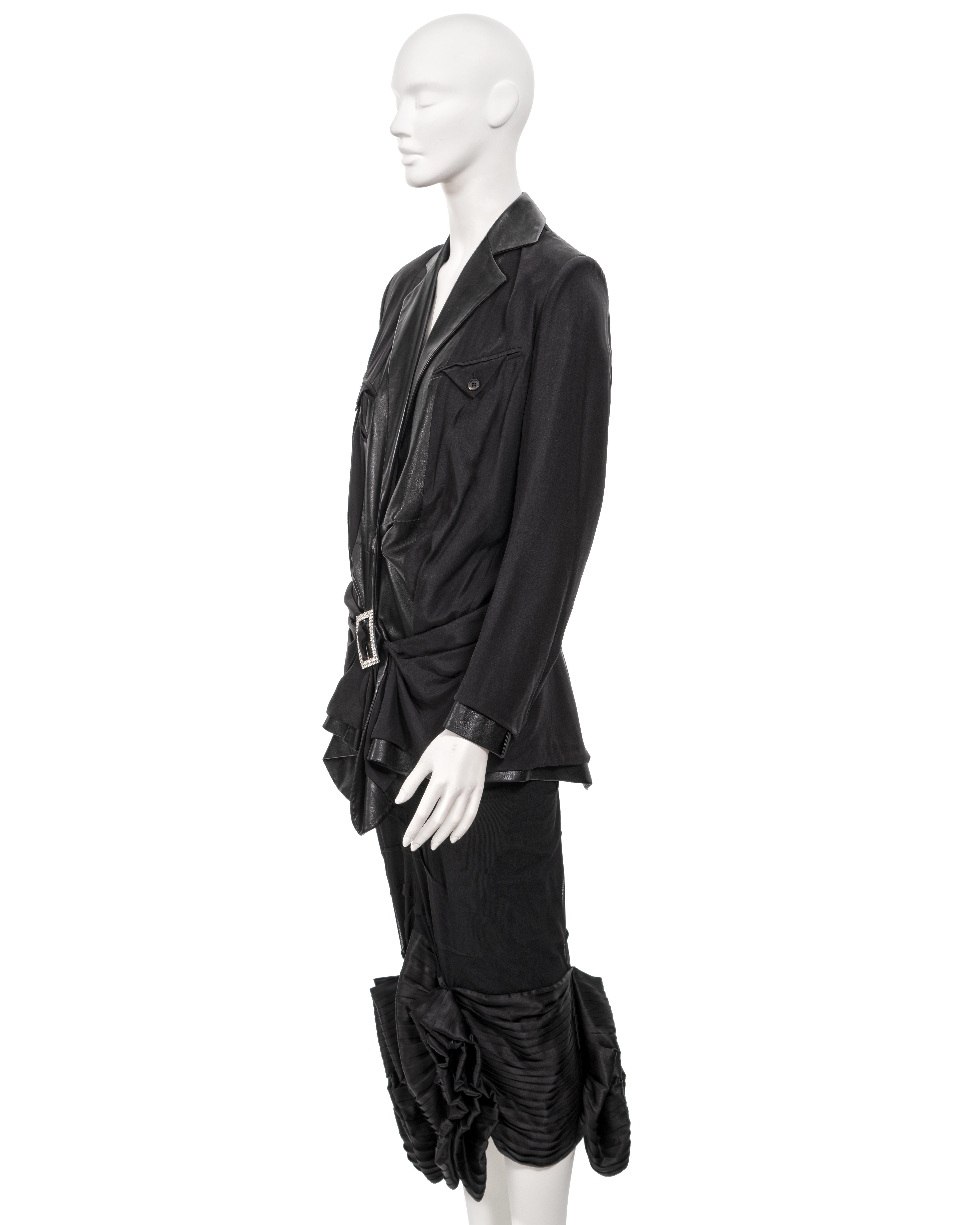Christian Dior par John Galliano - Ensemble veste et jupe en cuir à l'intérieur et extérieur, printemps-été 2003 en vente 7