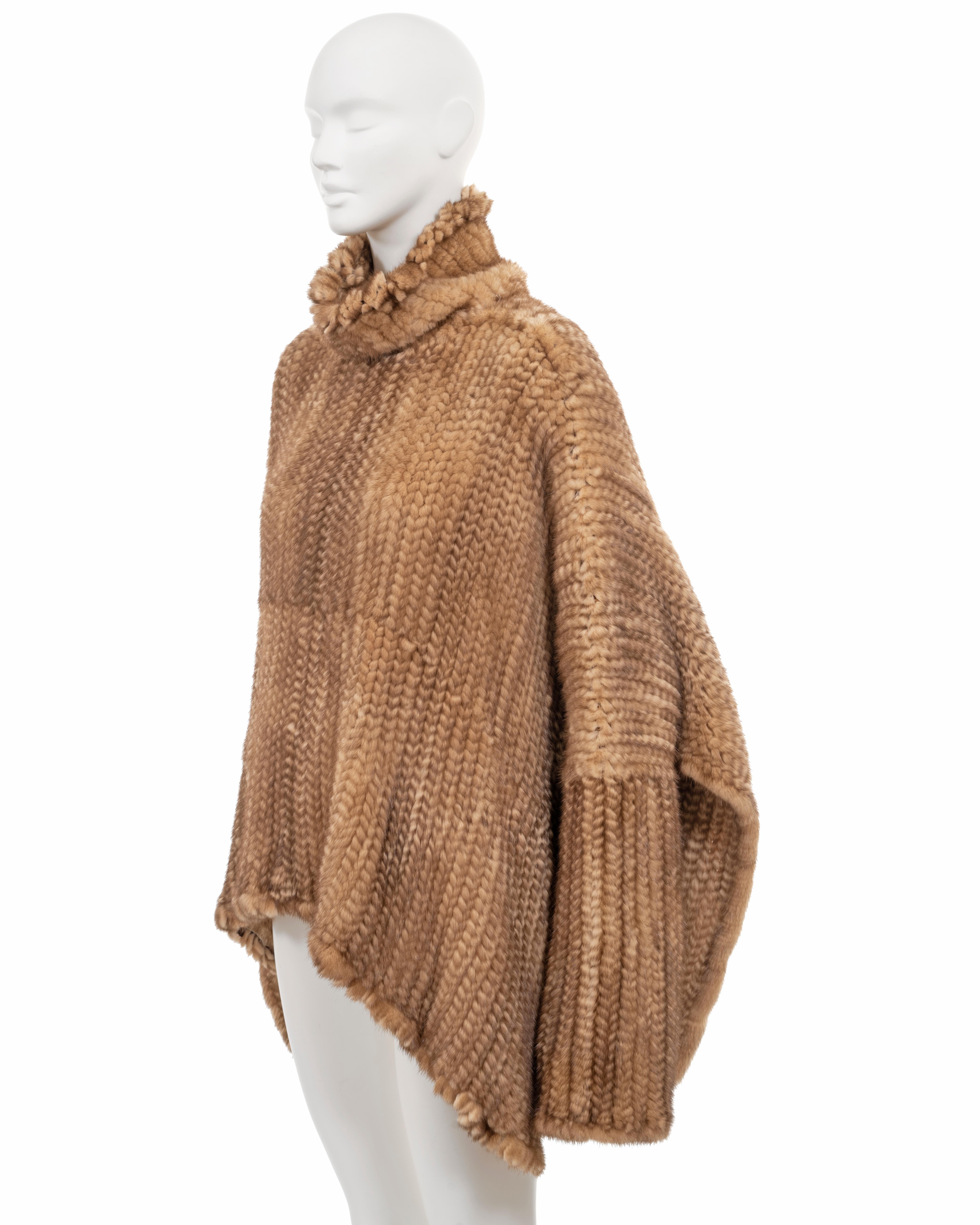 Pull surdimensionné en fourrure de vison tricotée Christian Dior par John Galliano, A/H 2000 Pour femmes en vente