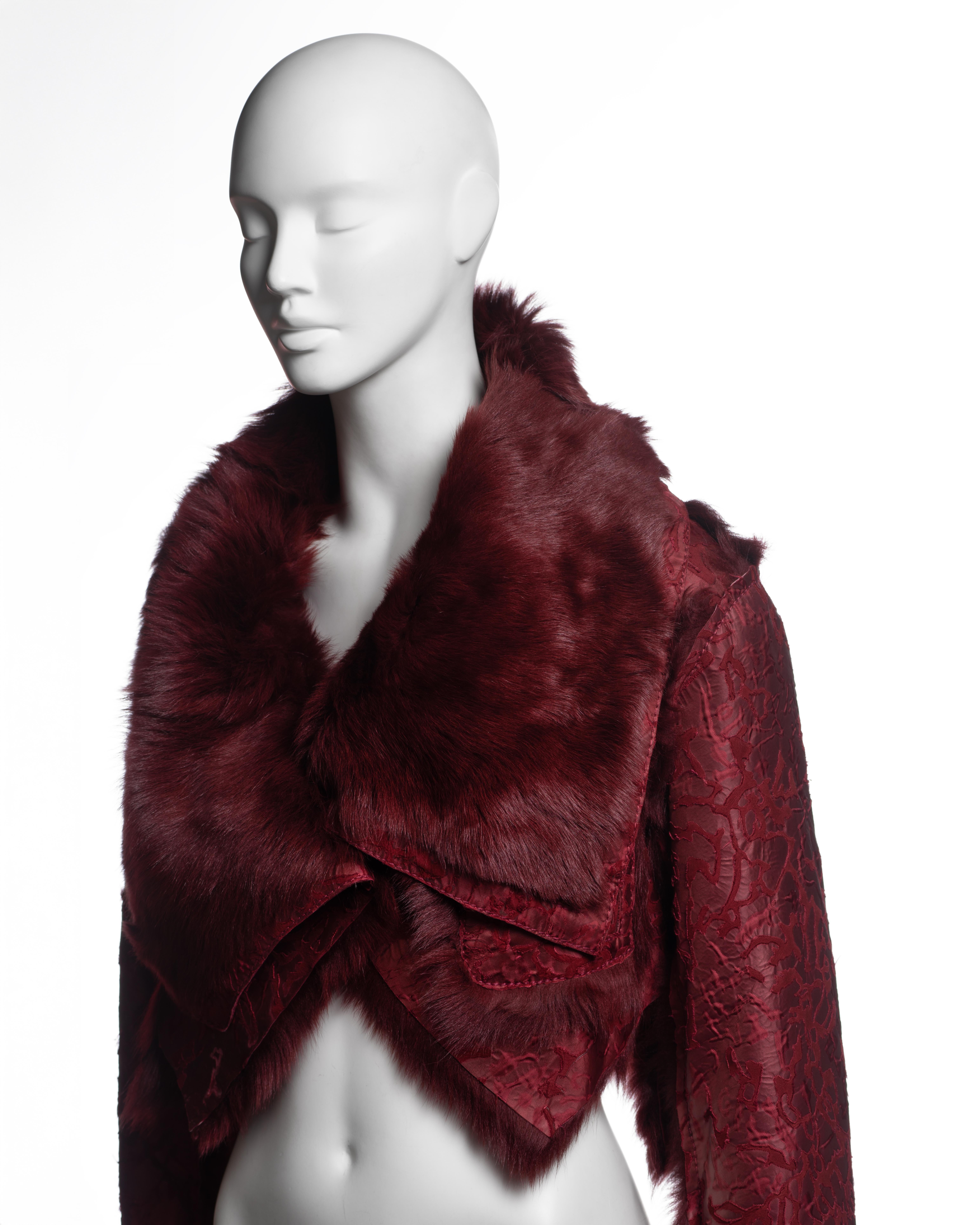 Christian Dior by John Galliano Chaqueta recortada de cordero y jacquard de sarga, FW 2006 en venta 10