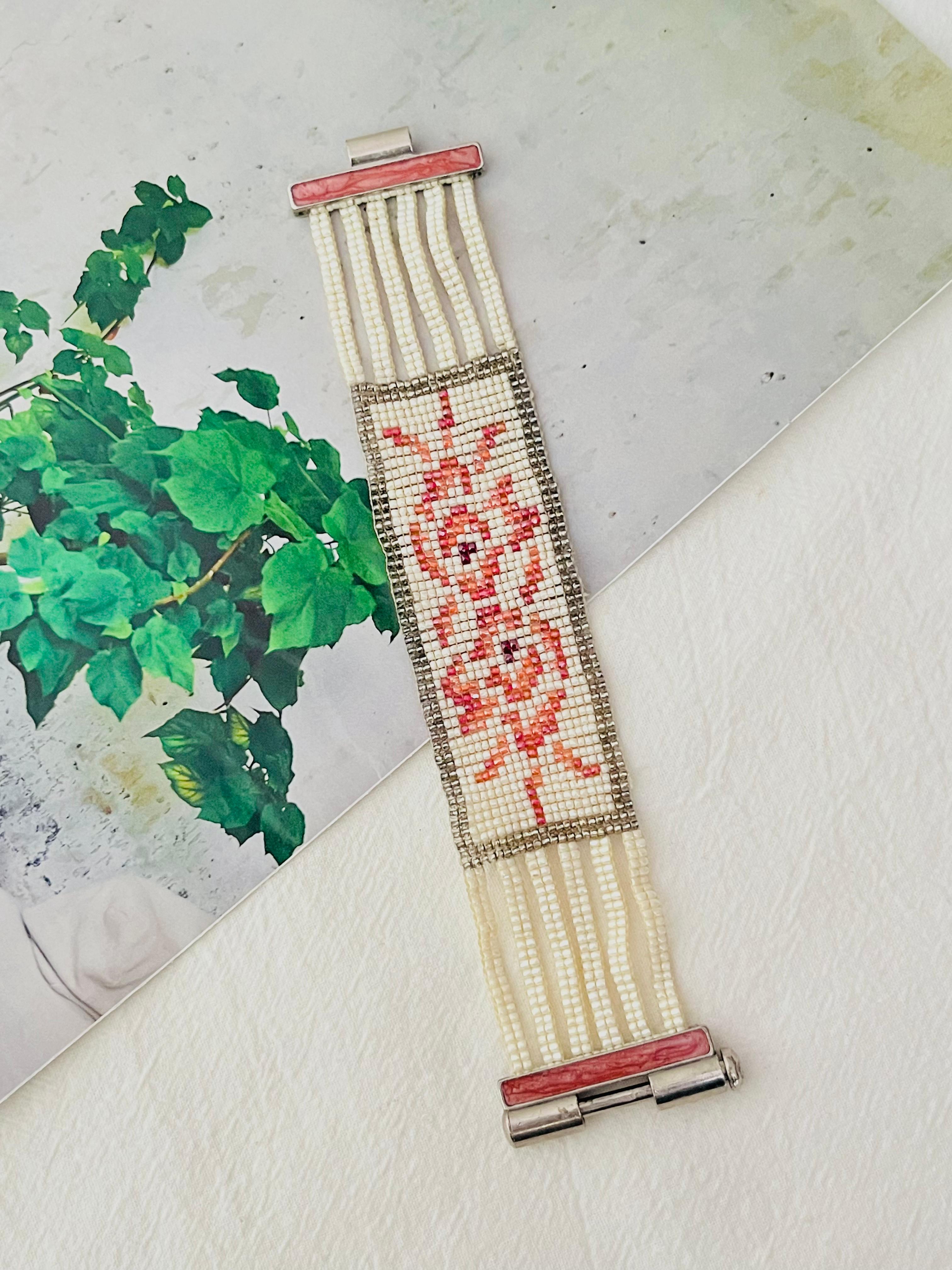 Christian Dior by John Galliano Masai 1997 Beads White Red Pink Flower Bracelet In Excellent Condition For Sale In Wokingham, England