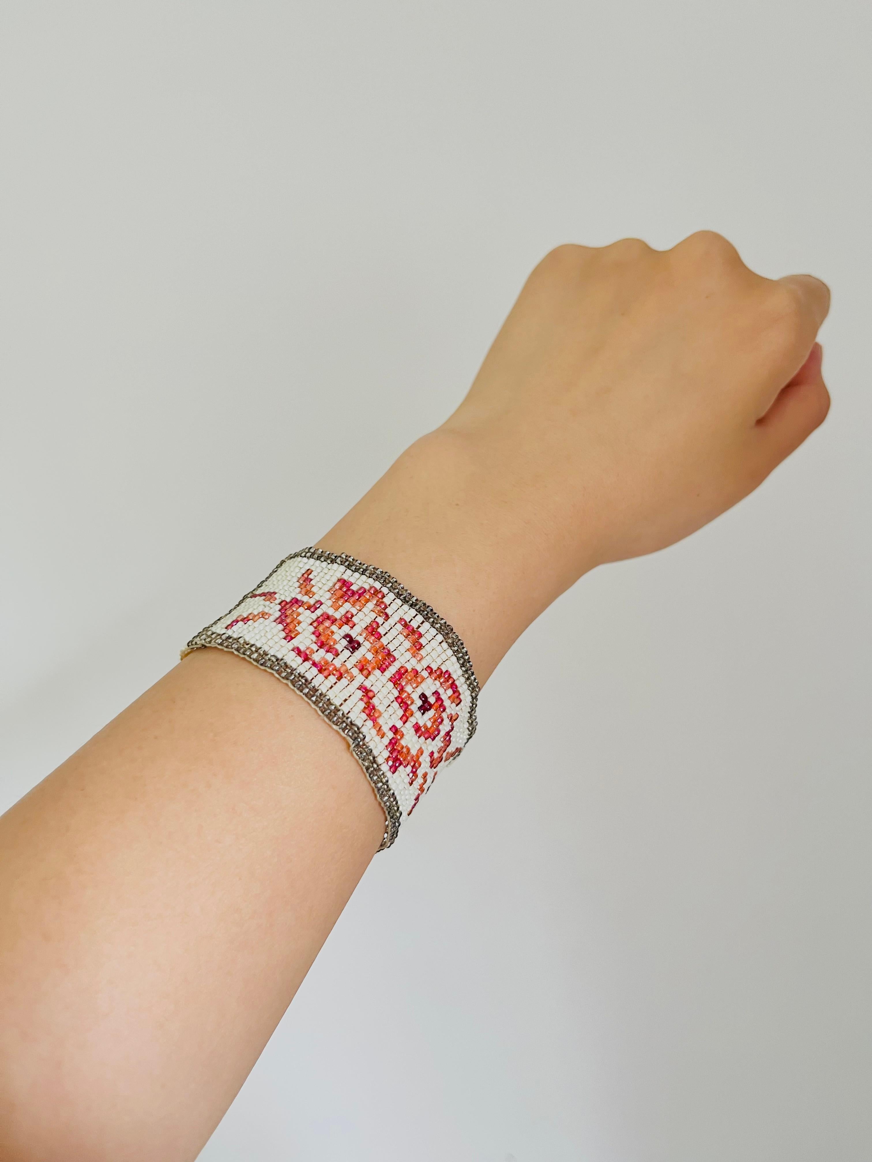 Christian Dior by John Galliano Masai 1997 Beads White Red Pink Flower Bracelet For Sale 1